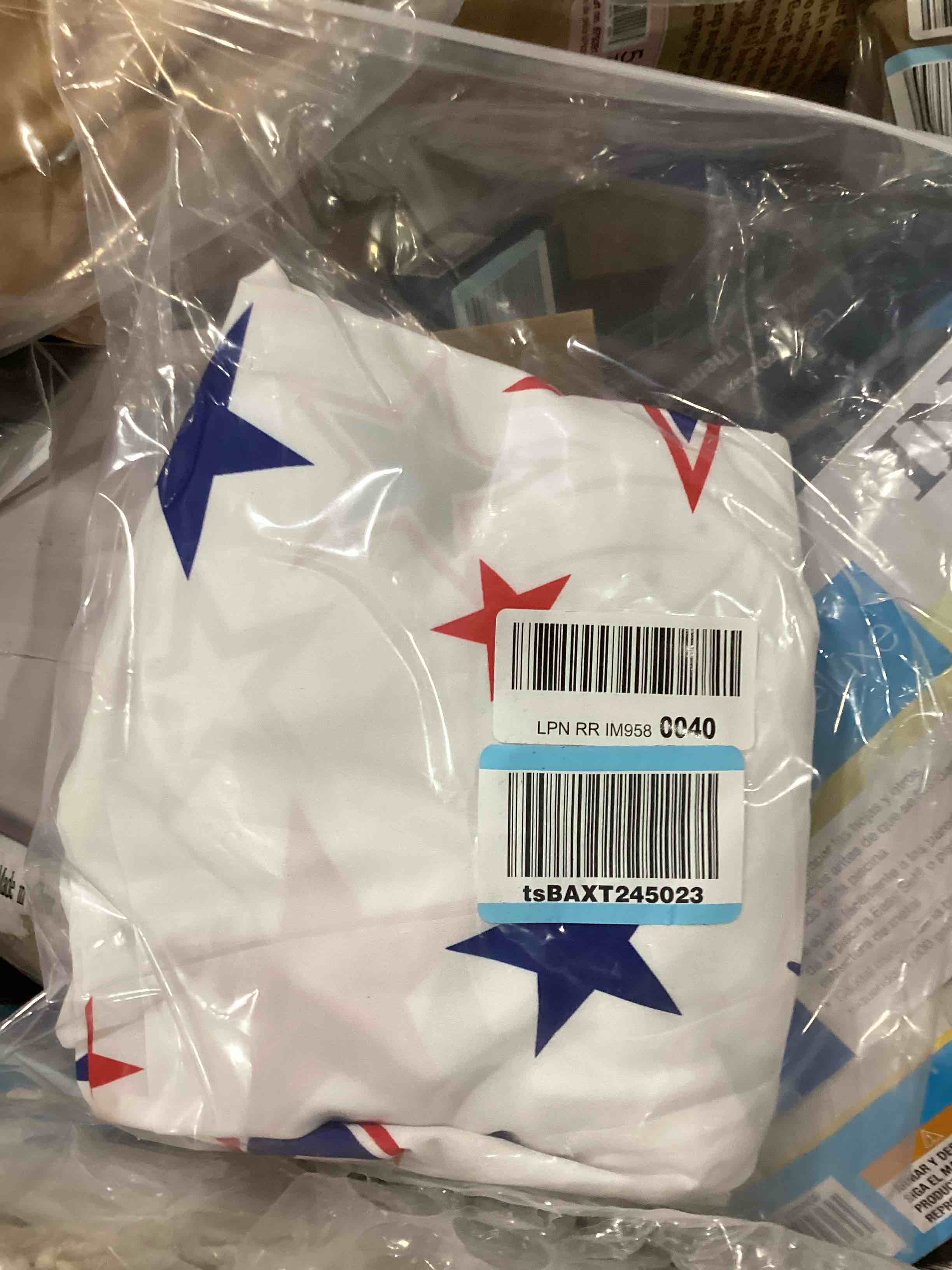 https://s3.amazonaws.com/lotting-images-prod/bidfta/BLU6379957_1722446007052.jpeg