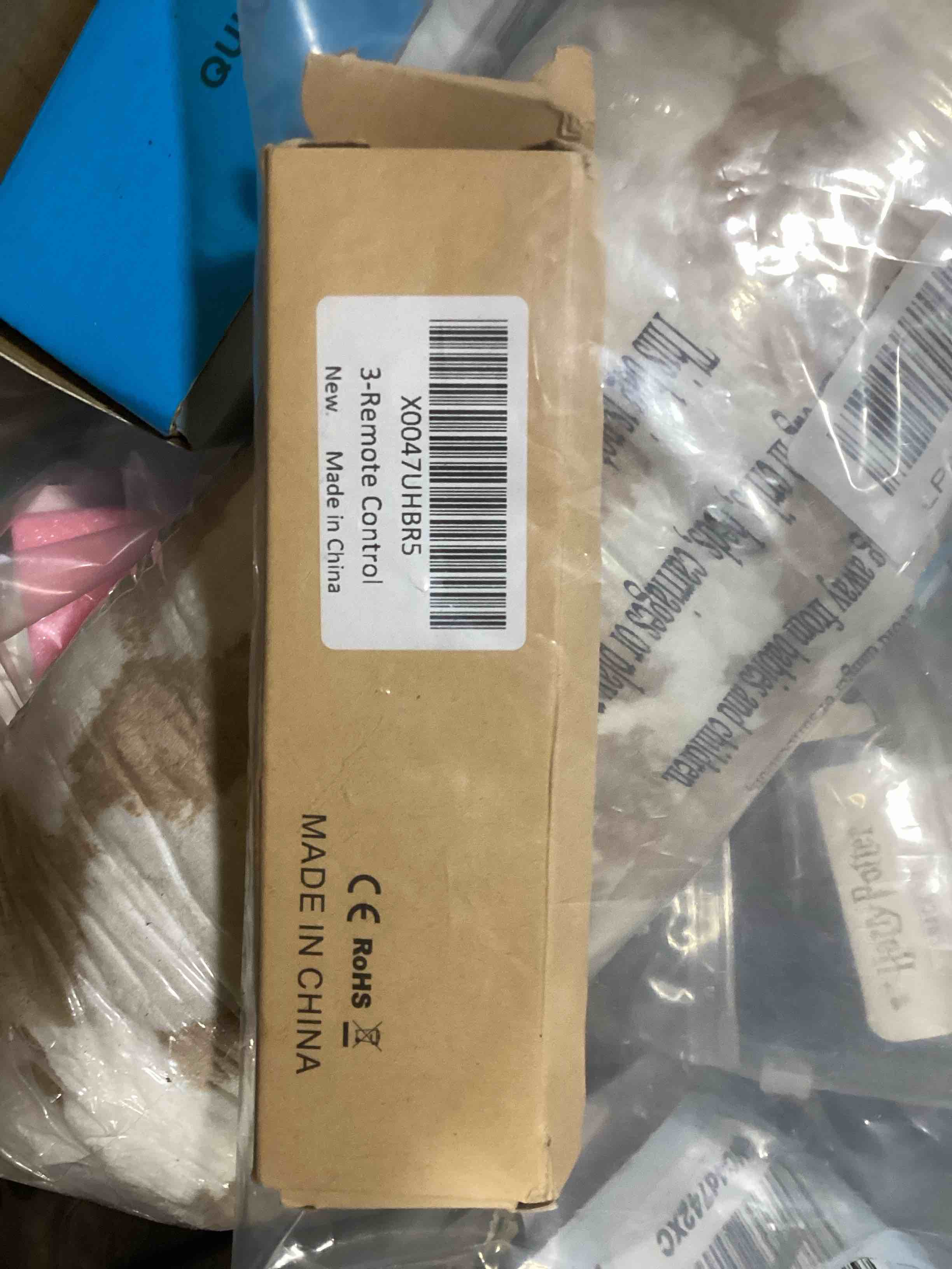 https://s3.amazonaws.com/lotting-images-prod/bidfta/BLU6379986_1722447174003.jpeg