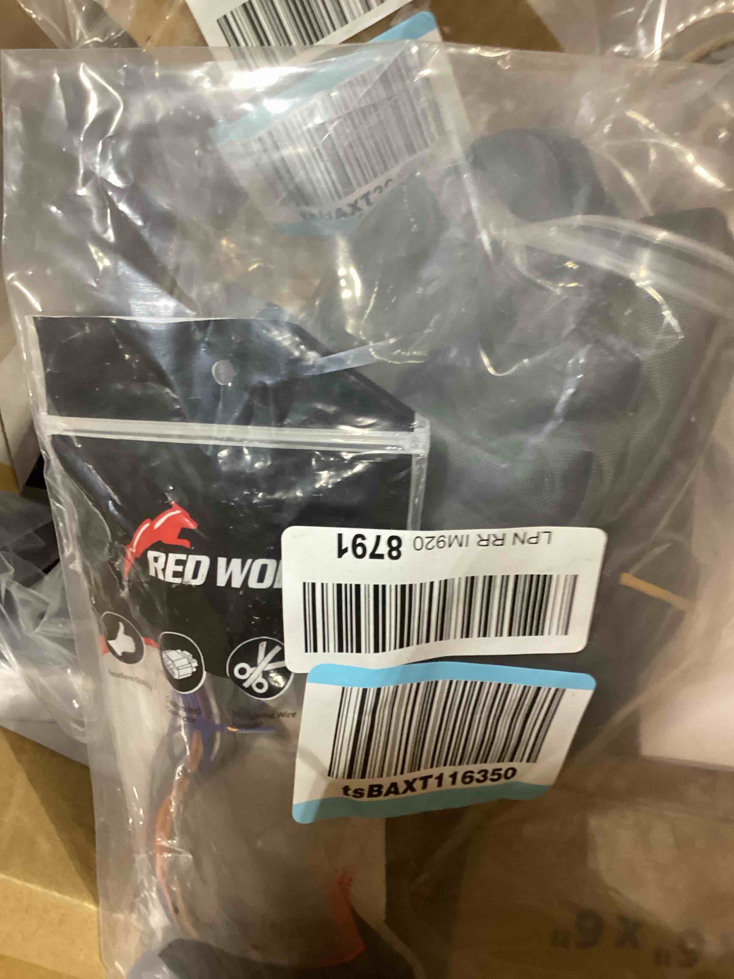 https://s3.amazonaws.com/lotting-images-prod/bidfta/BLU6380006_1722450373994.jpeg
