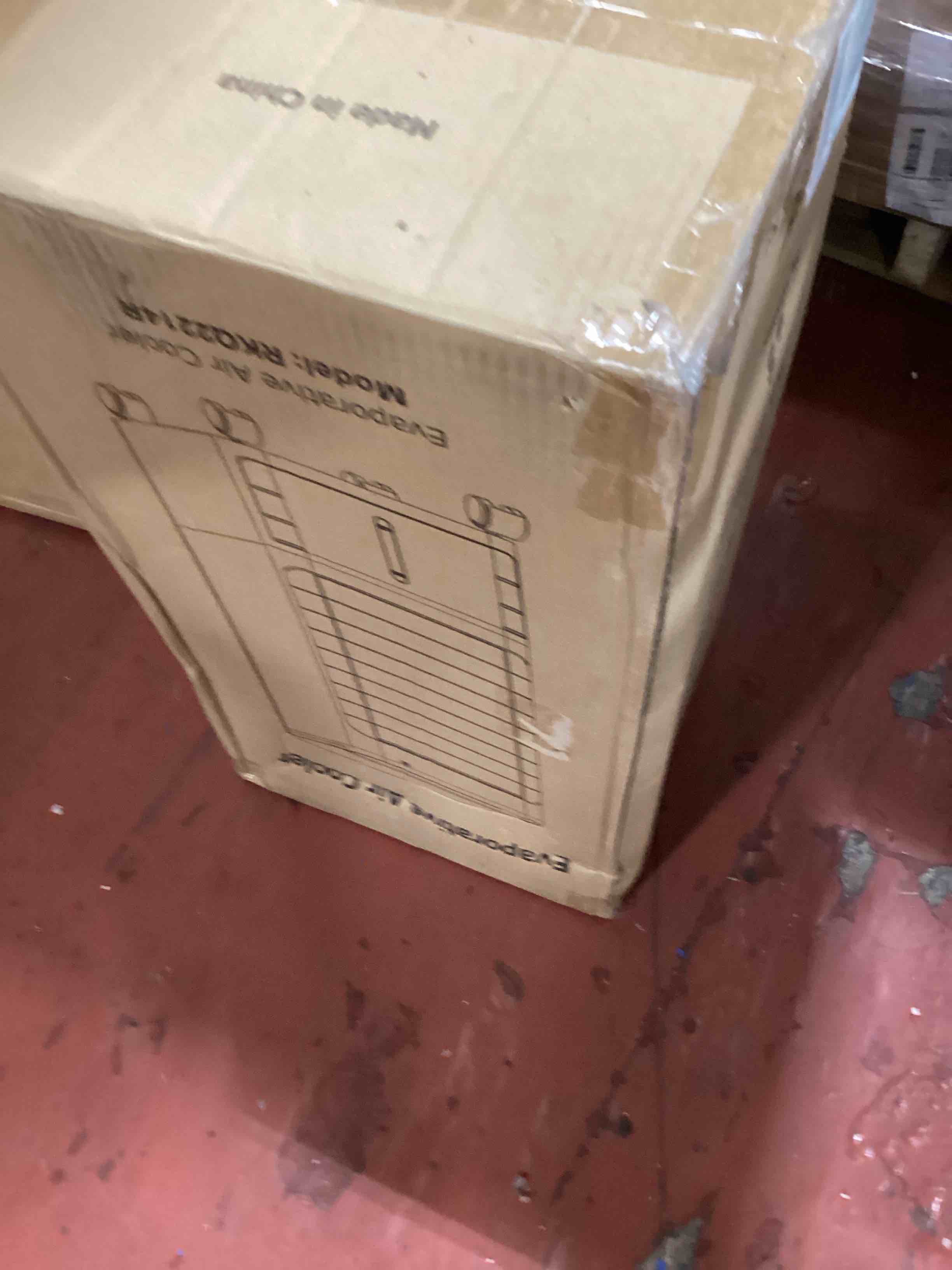 https://s3.amazonaws.com/lotting-images-prod/bidfta/BLU6380039_1722453302336.jpeg