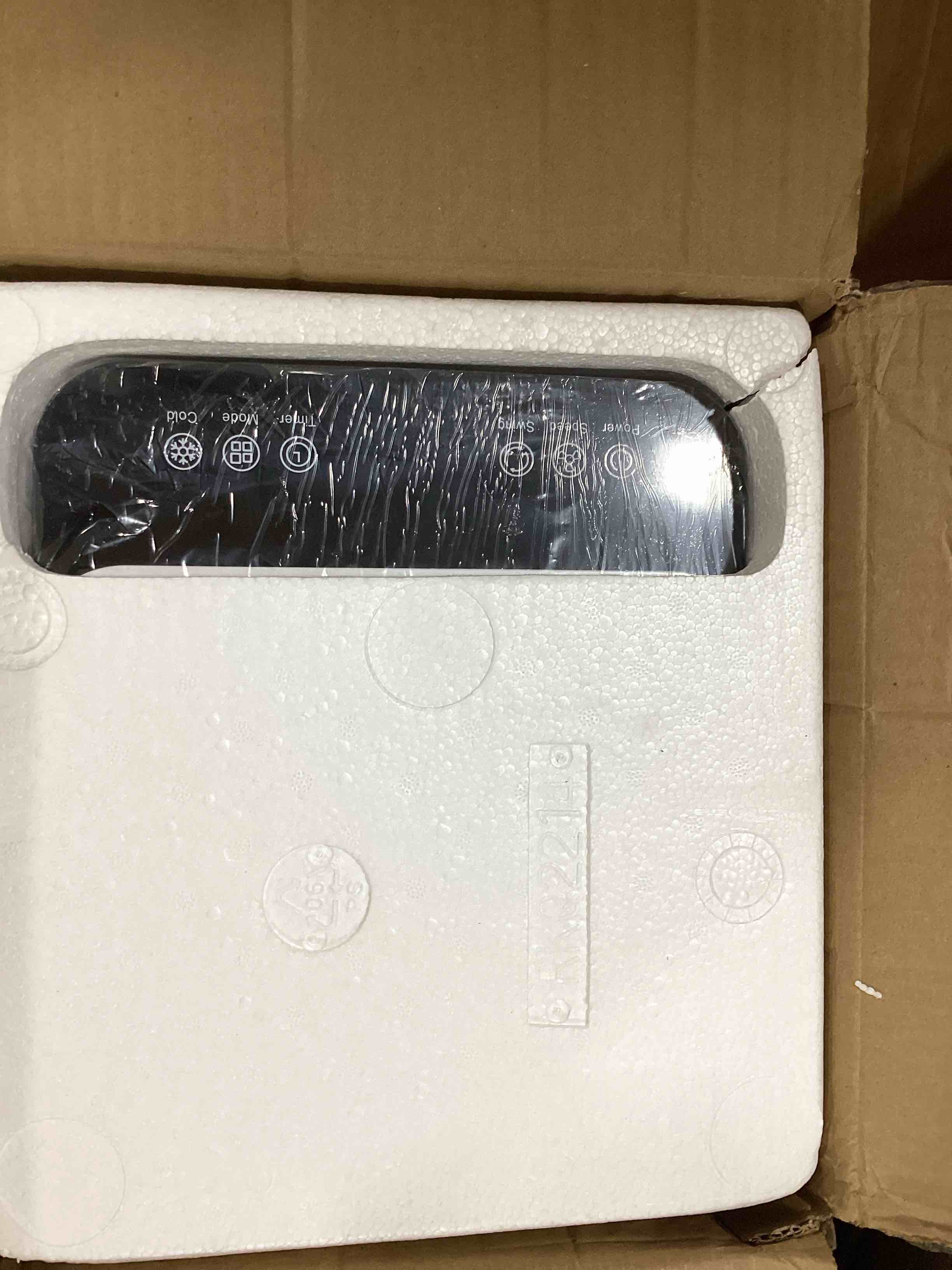 https://s3.amazonaws.com/lotting-images-prod/bidfta/BLU6380039_1722453327474.jpeg