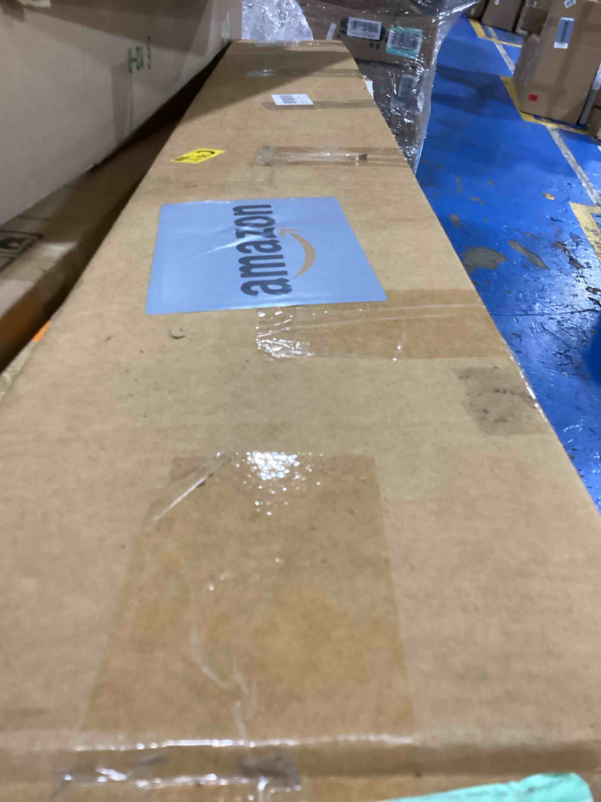 https://s3.amazonaws.com/lotting-images-prod/bidfta/BLU6380052_1722455208151.jpeg