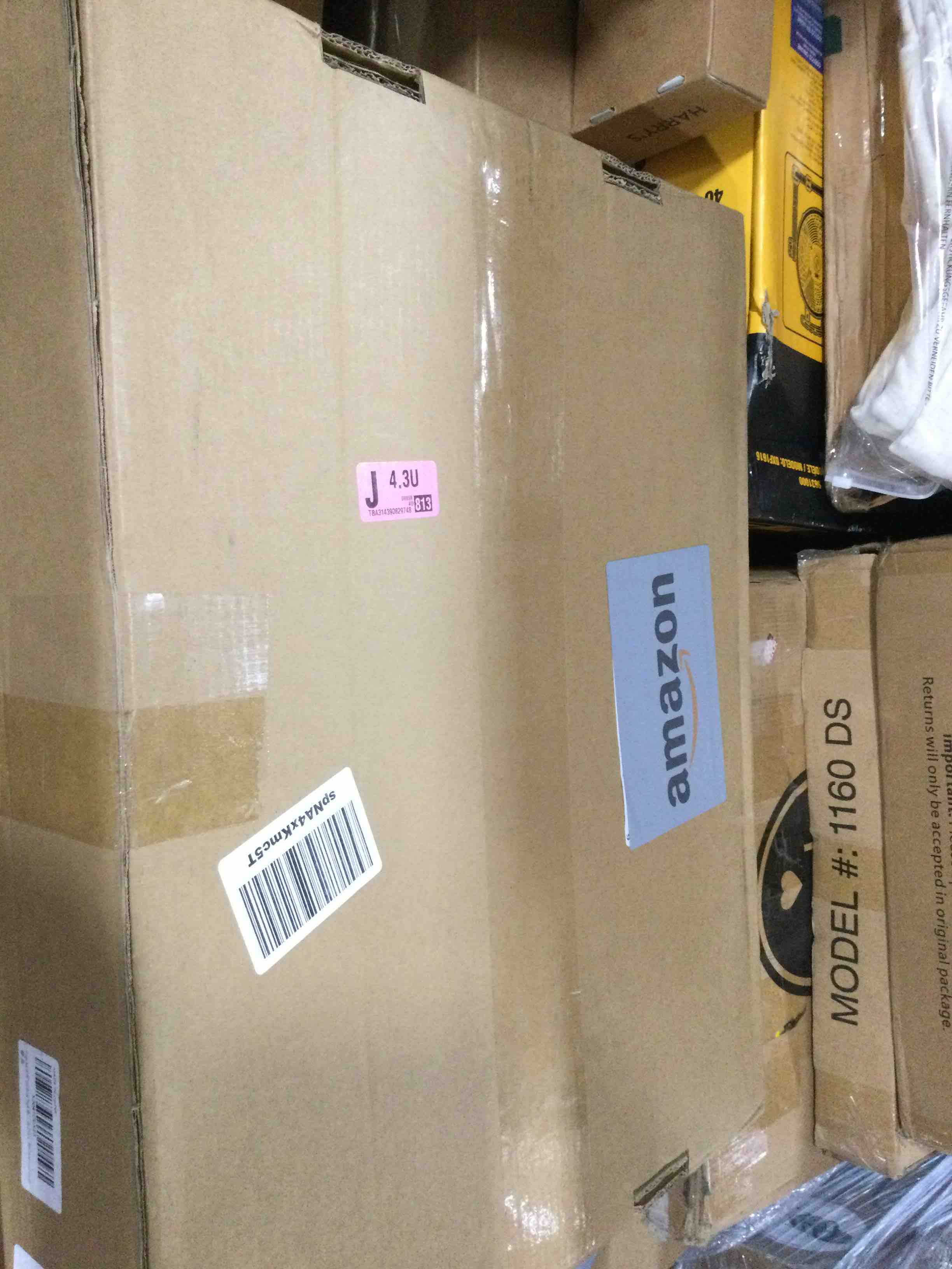 https://s3.amazonaws.com/lotting-images-prod/bidfta/BLU6380140_1722521031088.jpeg