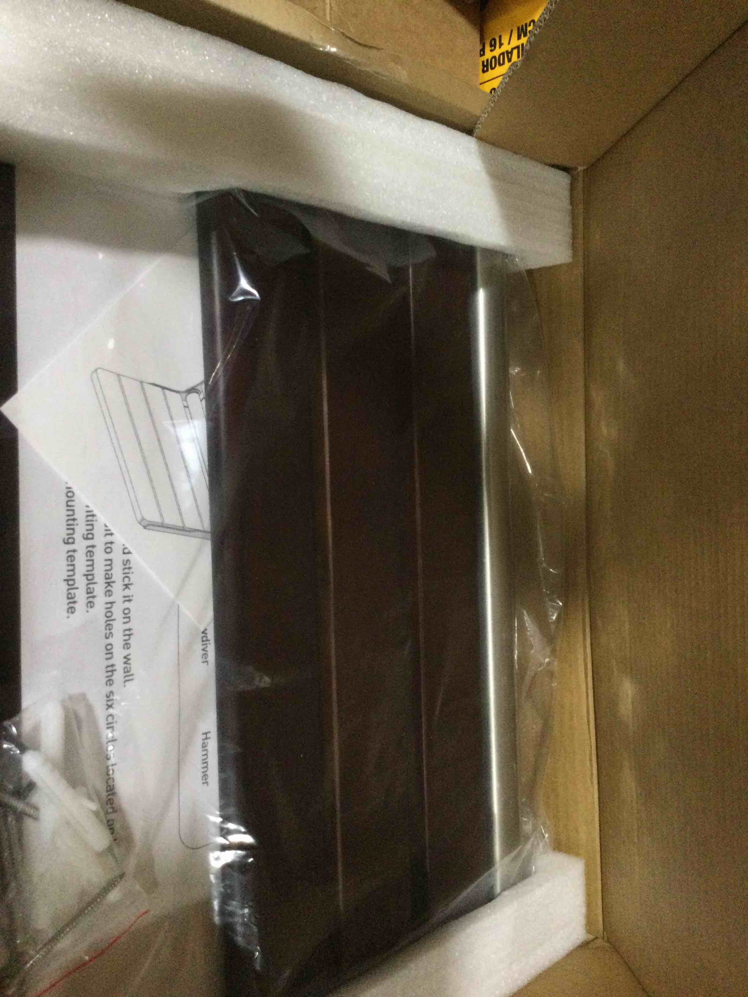 https://s3.amazonaws.com/lotting-images-prod/bidfta/BLU6380140_1722521067464.jpeg