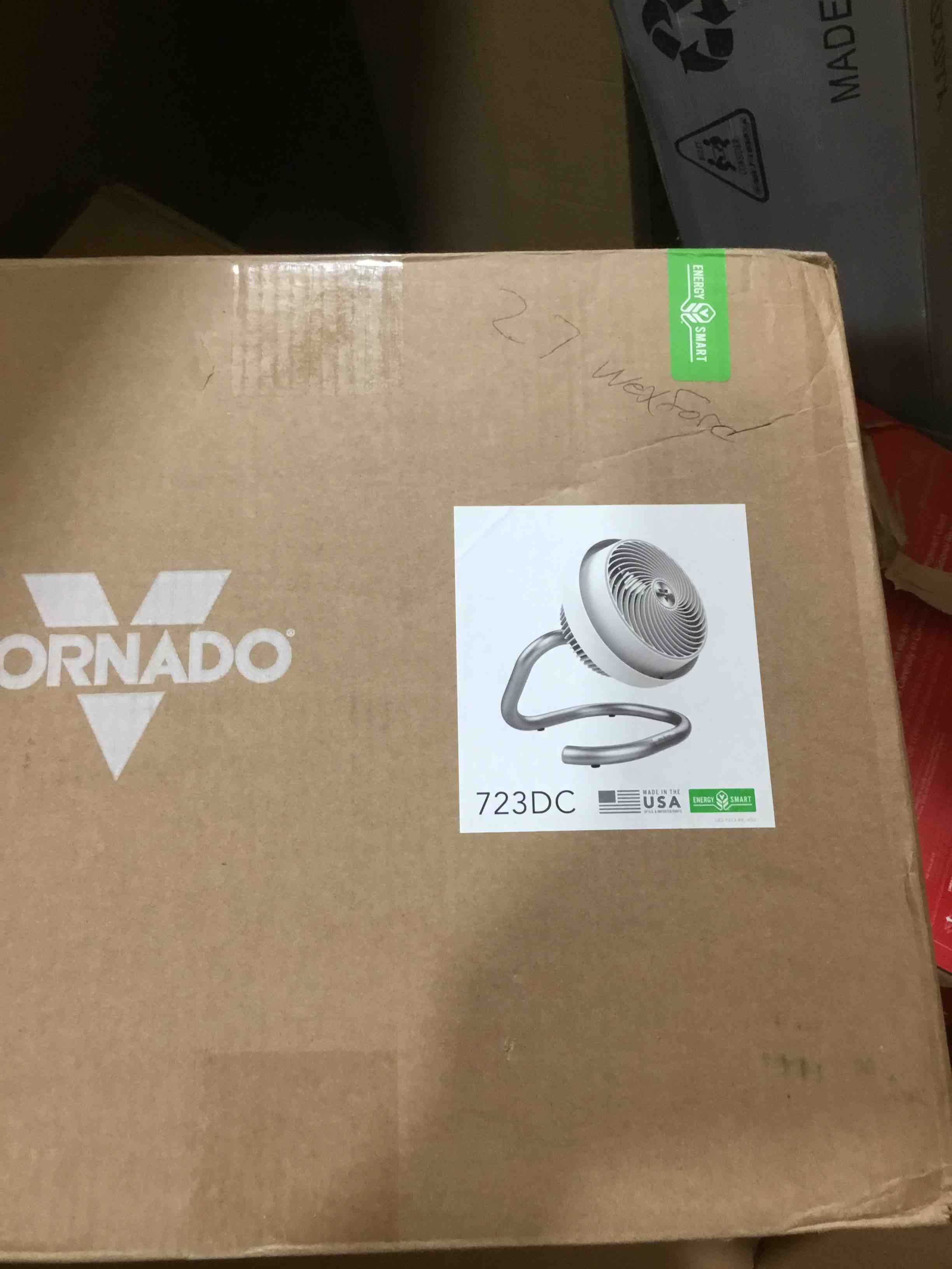 https://s3.amazonaws.com/lotting-images-prod/bidfta/BLU6380168_1722541097737.jpeg