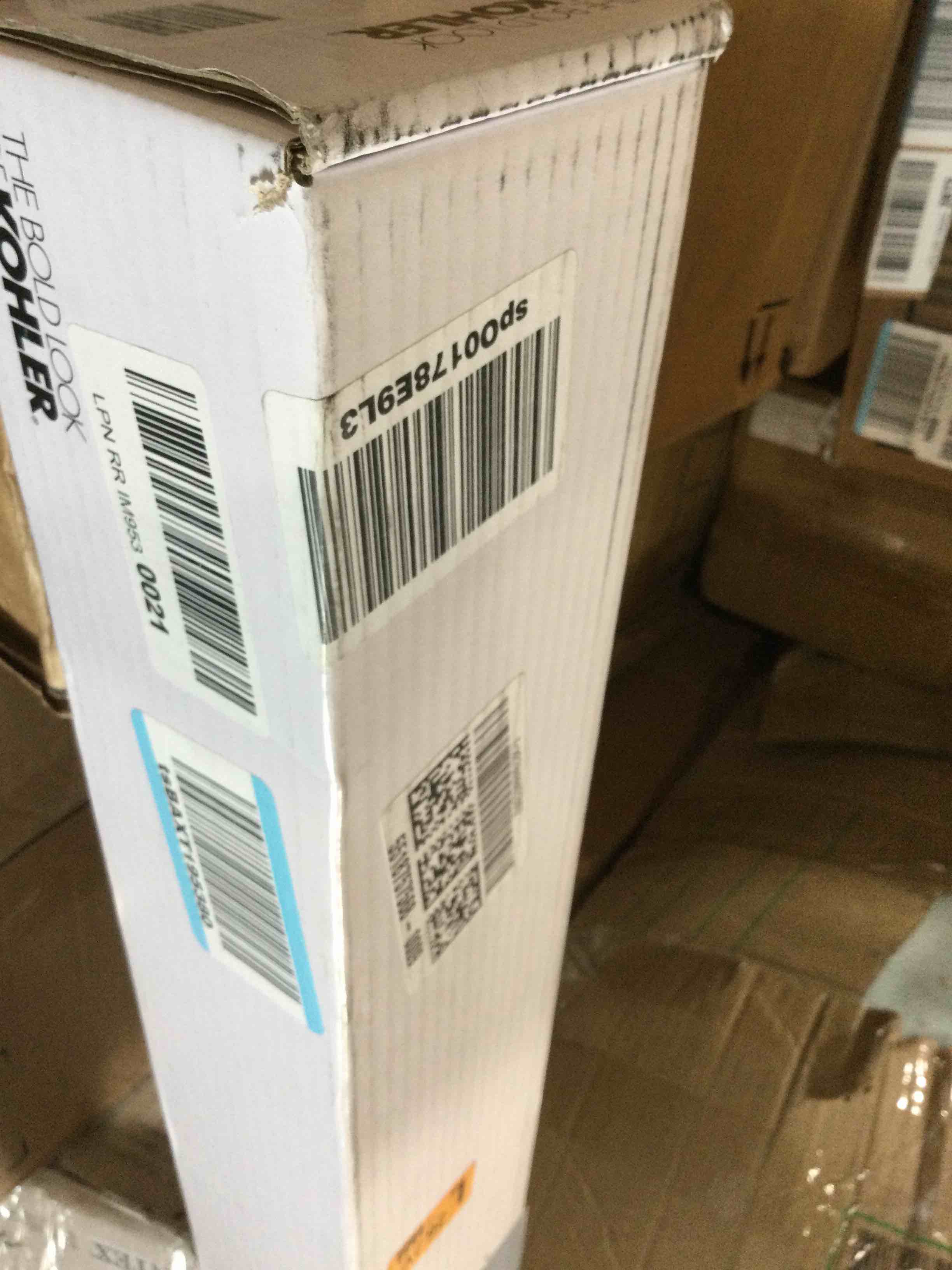 https://s3.amazonaws.com/lotting-images-prod/bidfta/BLU6380181_1722530392570.jpeg