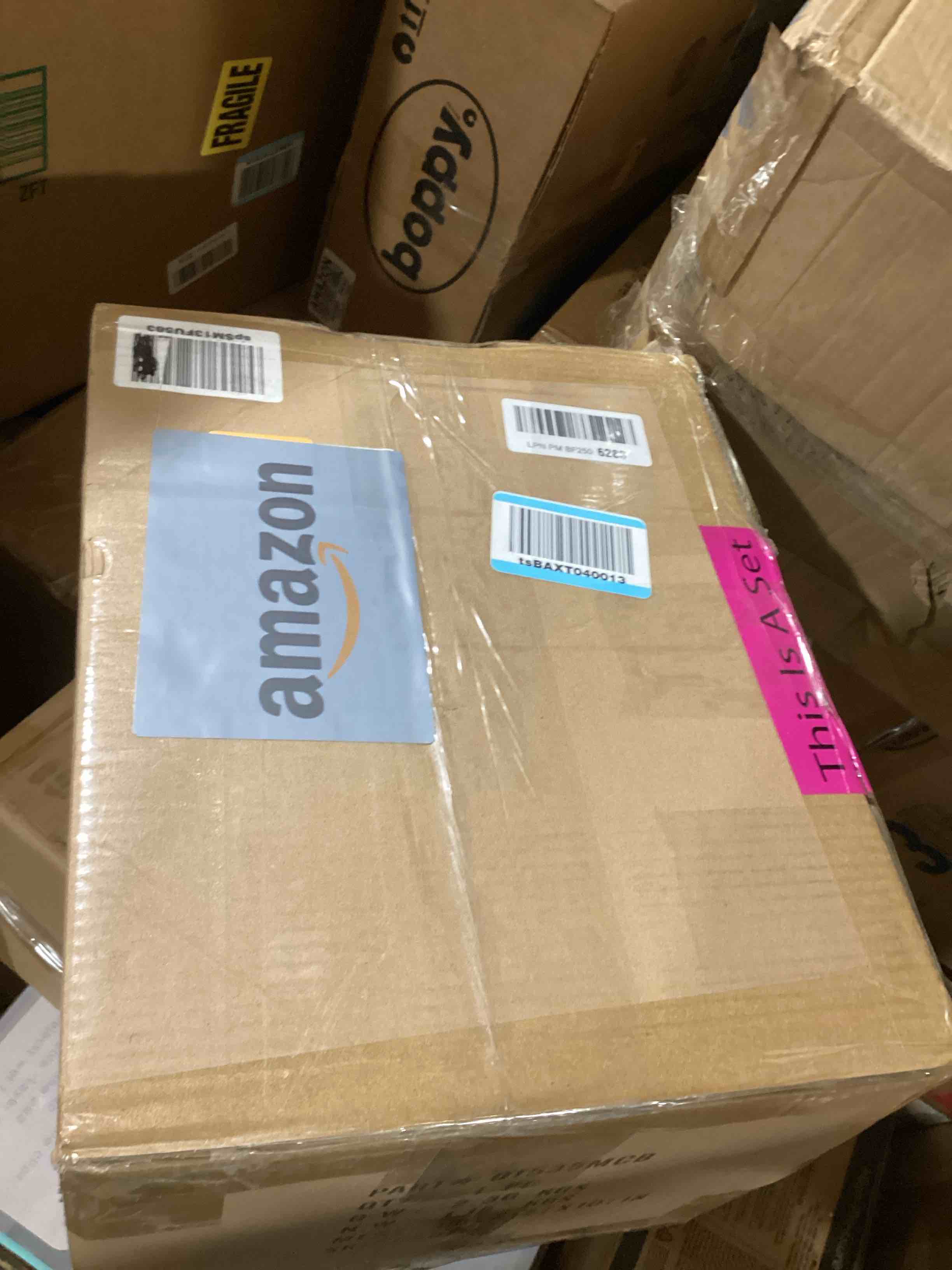 https://s3.amazonaws.com/lotting-images-prod/bidfta/BLU6380274_1722610255437.jpeg