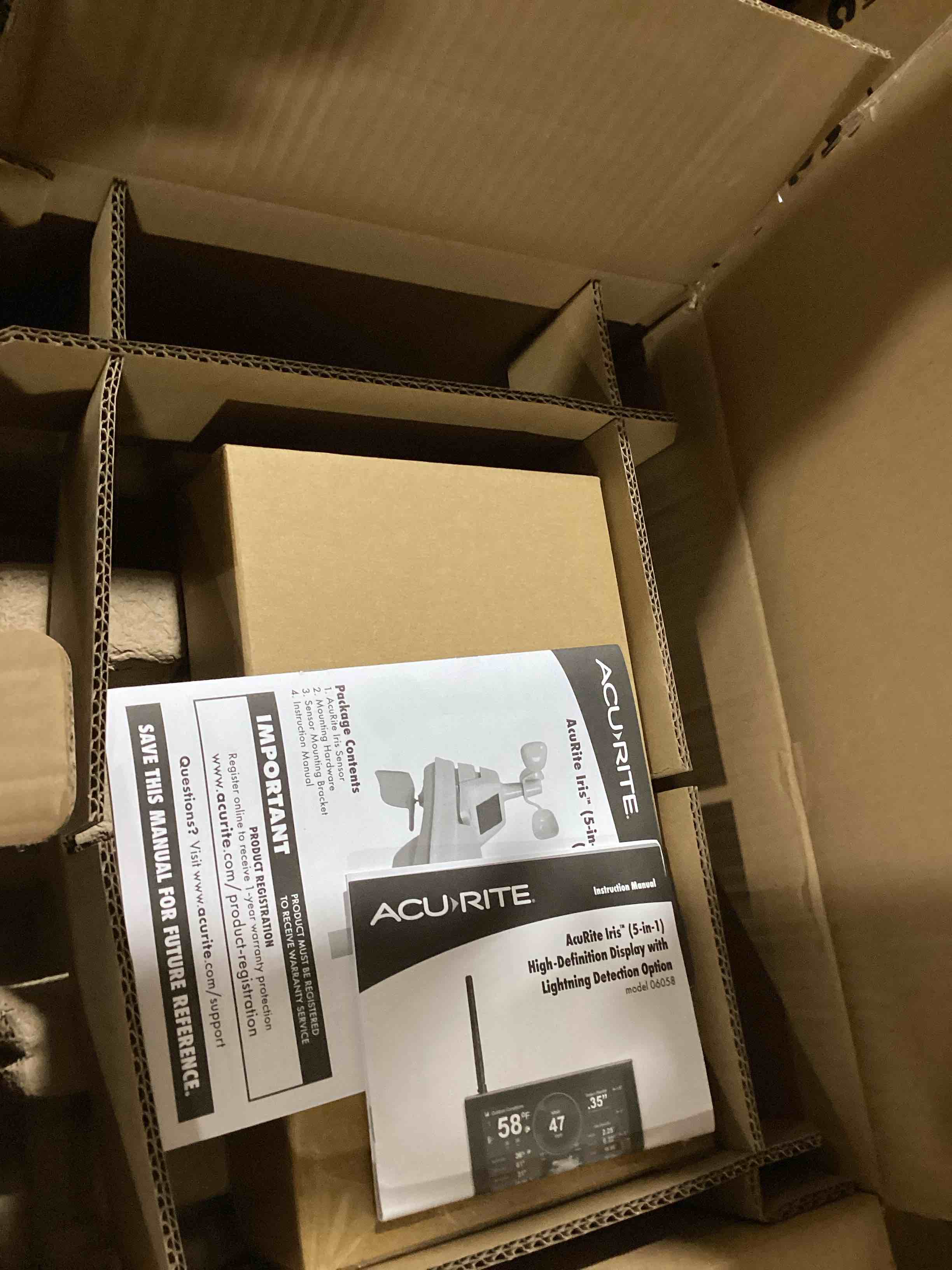 https://s3.amazonaws.com/lotting-images-prod/bidfta/BLU6380274_1722610292668.jpeg