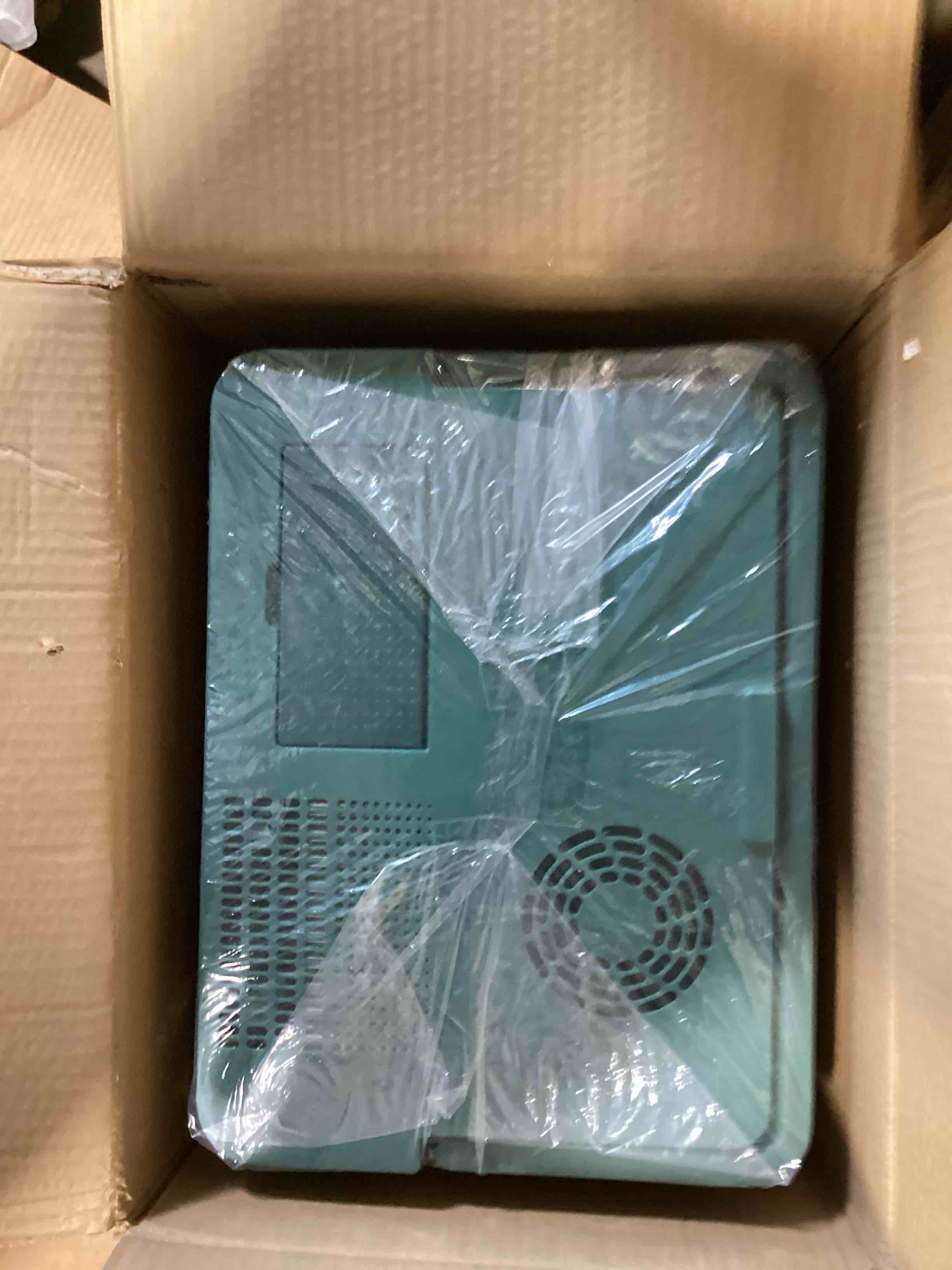 https://s3.amazonaws.com/lotting-images-prod/bidfta/BLU6380498_1722864727567.jpeg