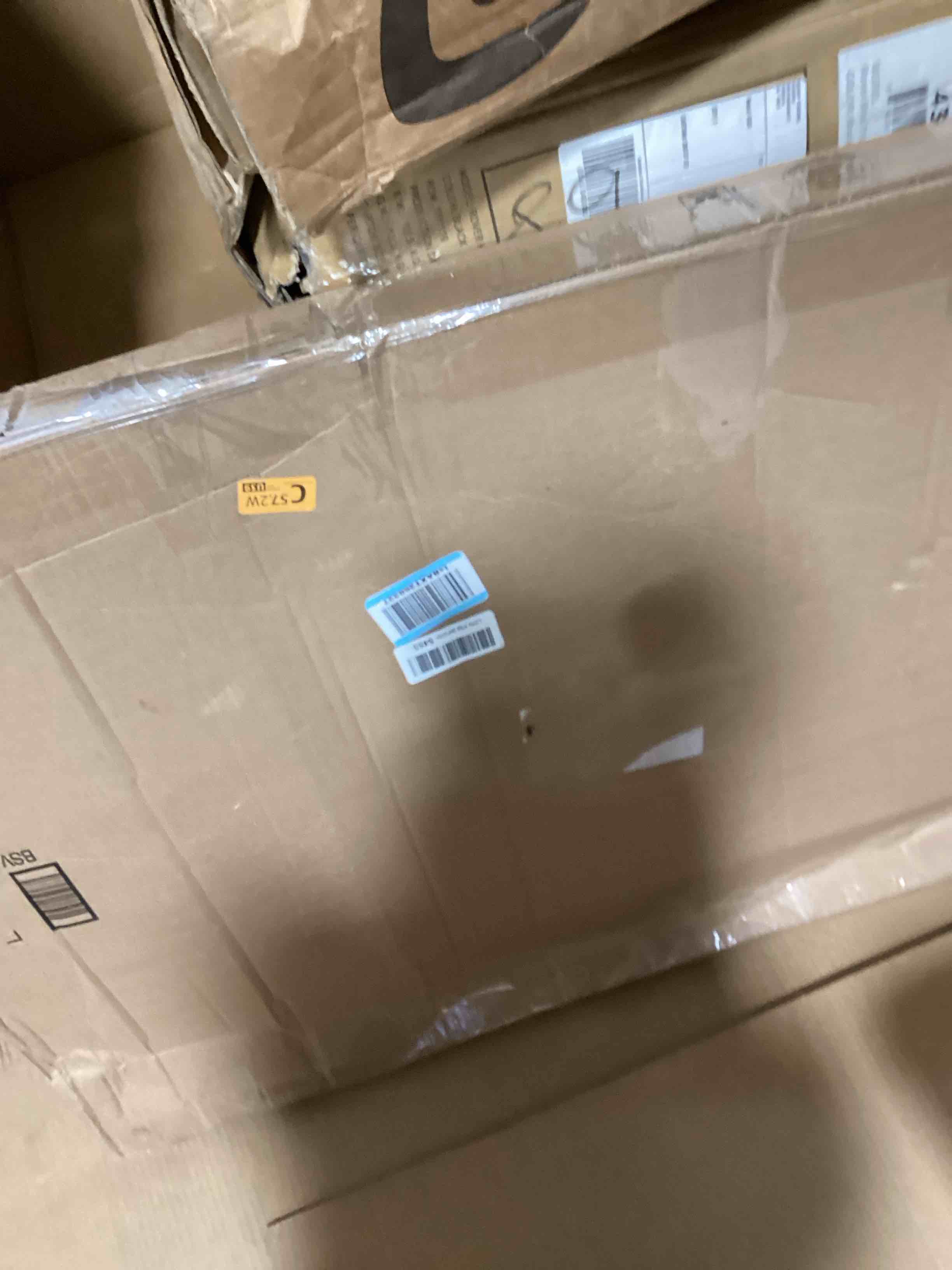 https://s3.amazonaws.com/lotting-images-prod/bidfta/BLU6380512_1722867926592.jpeg