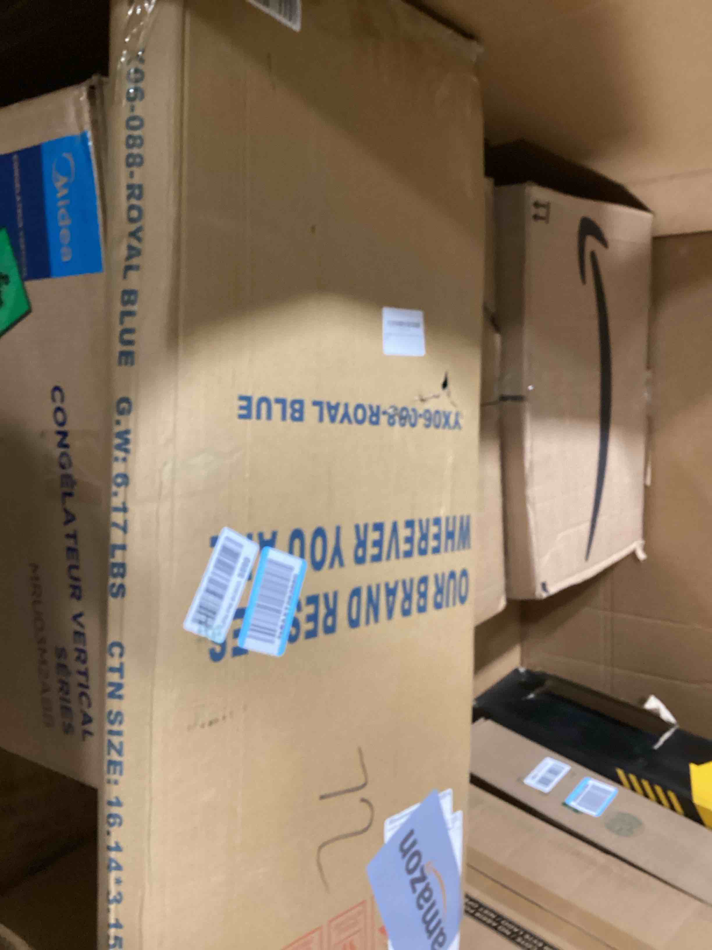 https://s3.amazonaws.com/lotting-images-prod/bidfta/BLU6380534_1722862162220.jpeg