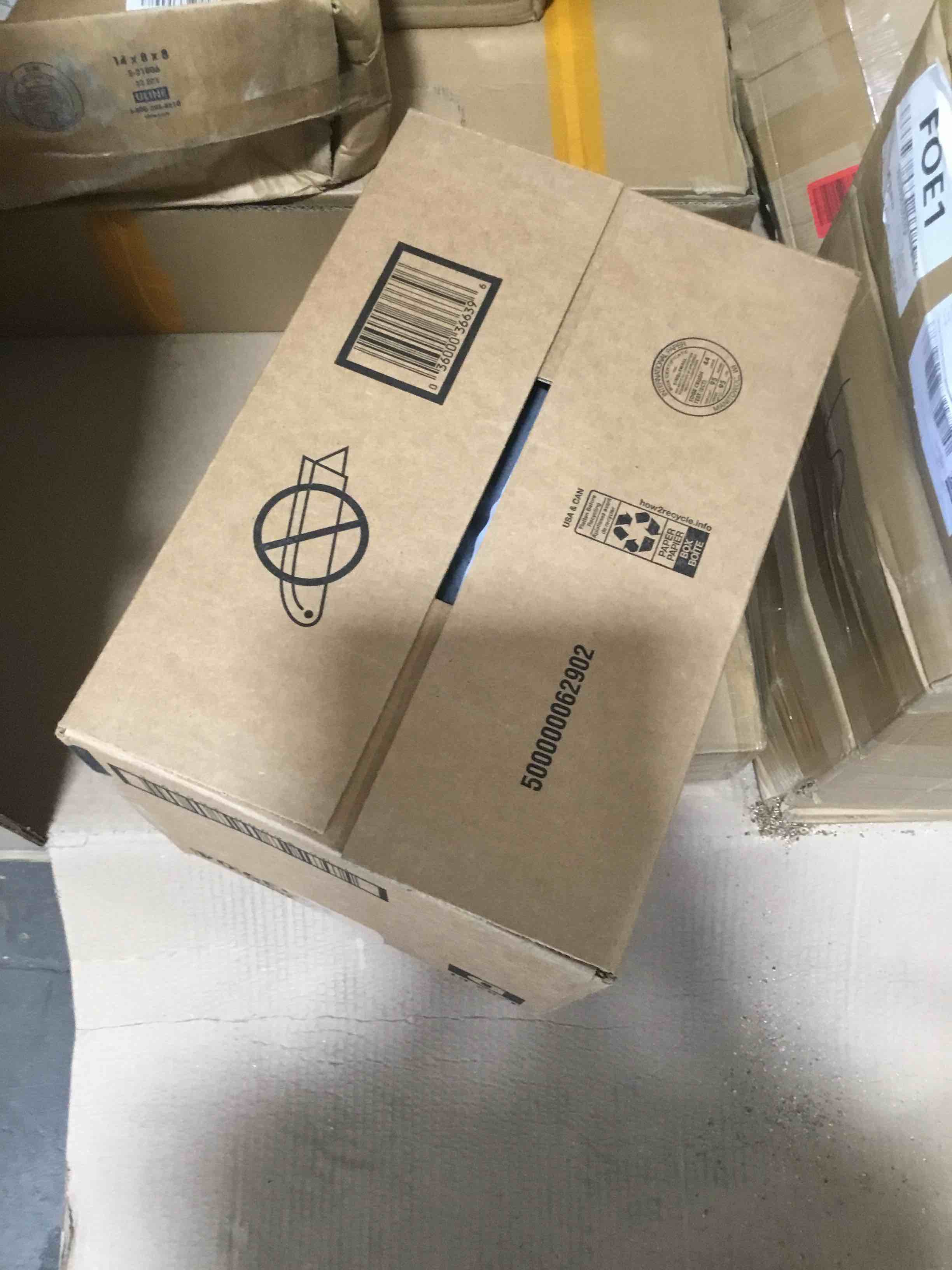 https://s3.amazonaws.com/lotting-images-prod/bidfta/BLU6380743_1722977904362.jpeg