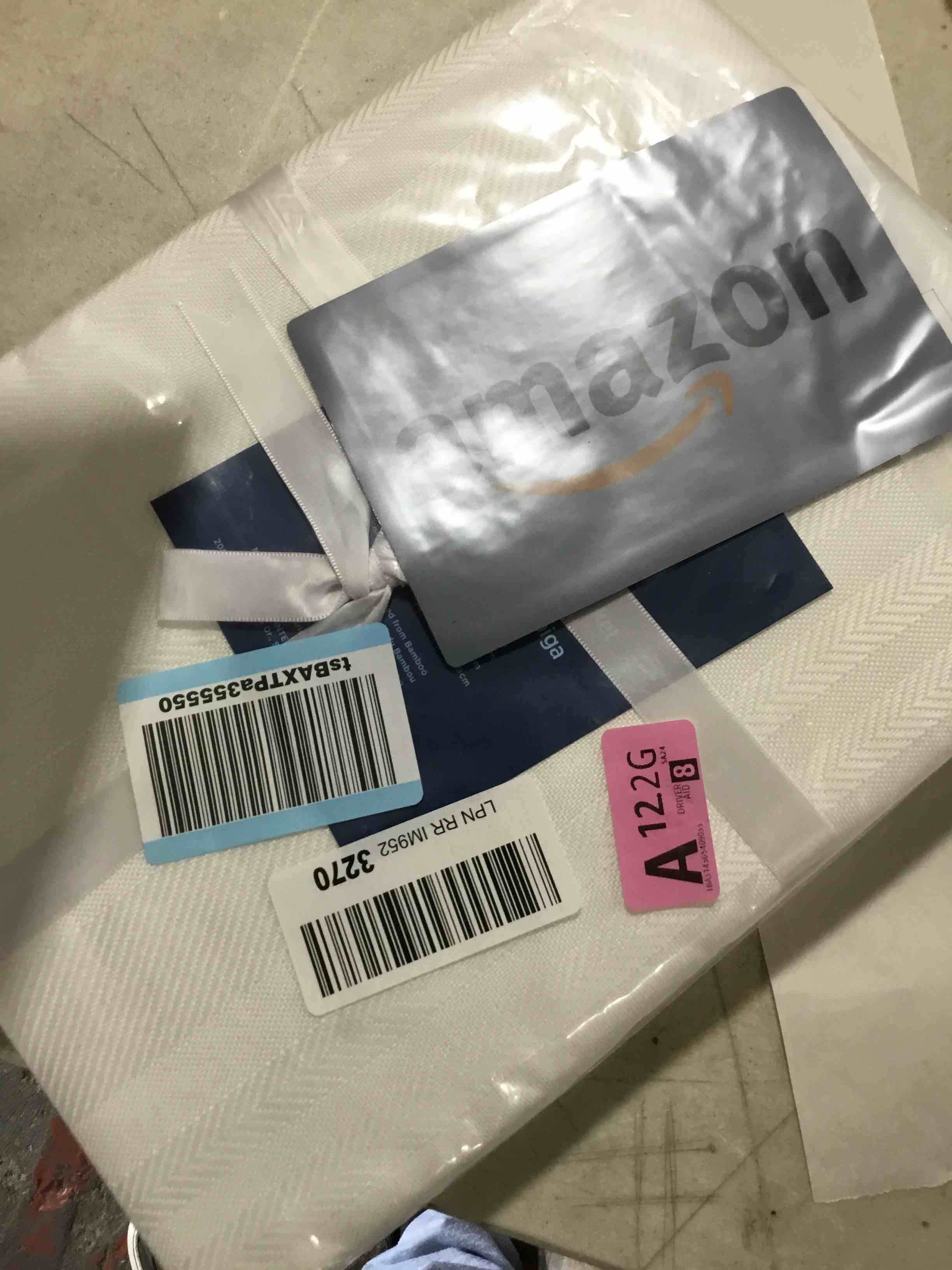 https://s3.amazonaws.com/lotting-images-prod/bidfta/BLU6380867_1723045859417.jpeg