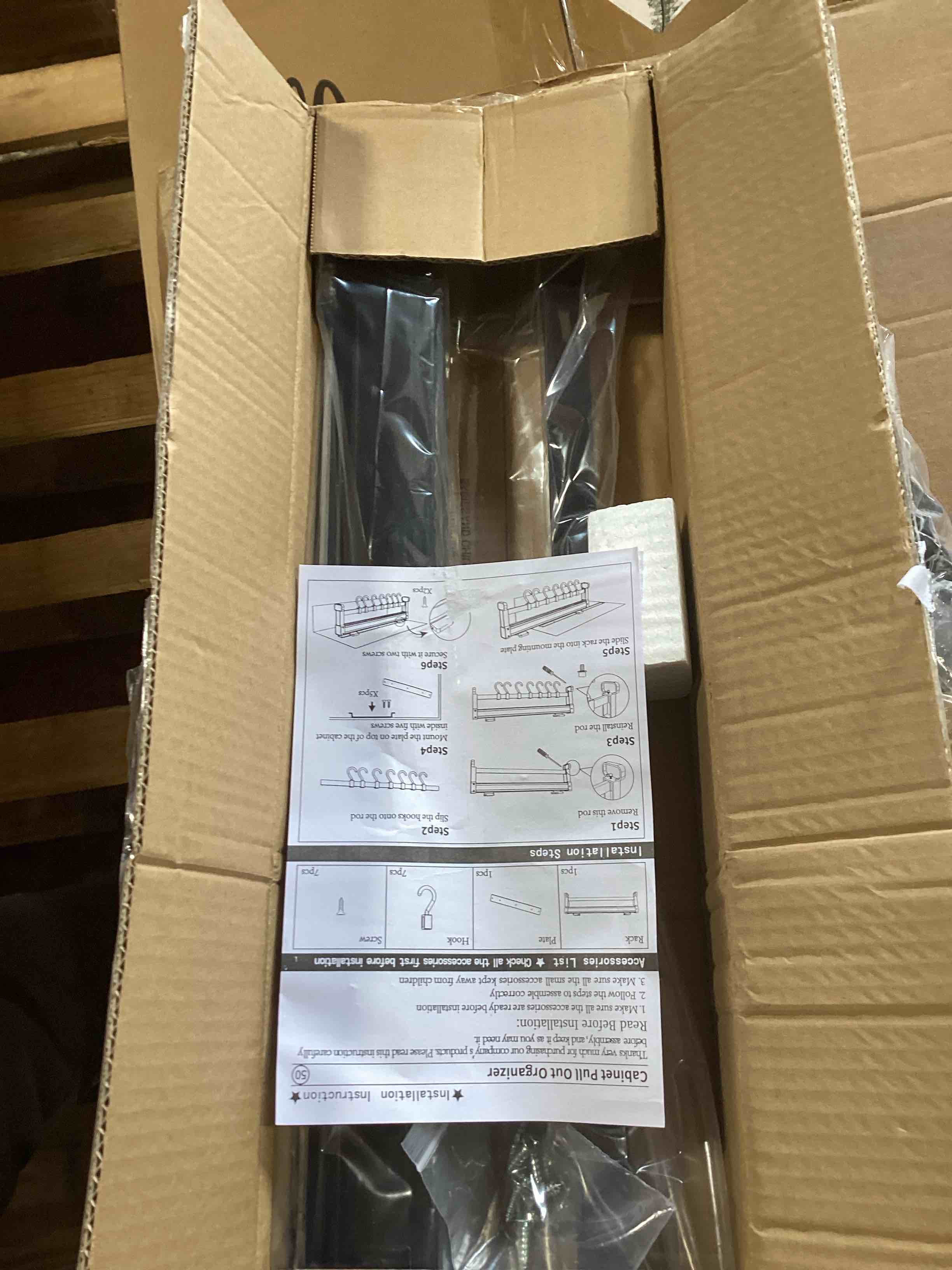 https://s3.amazonaws.com/lotting-images-prod/bidfta/BLU6381200_1723470729060.jpeg