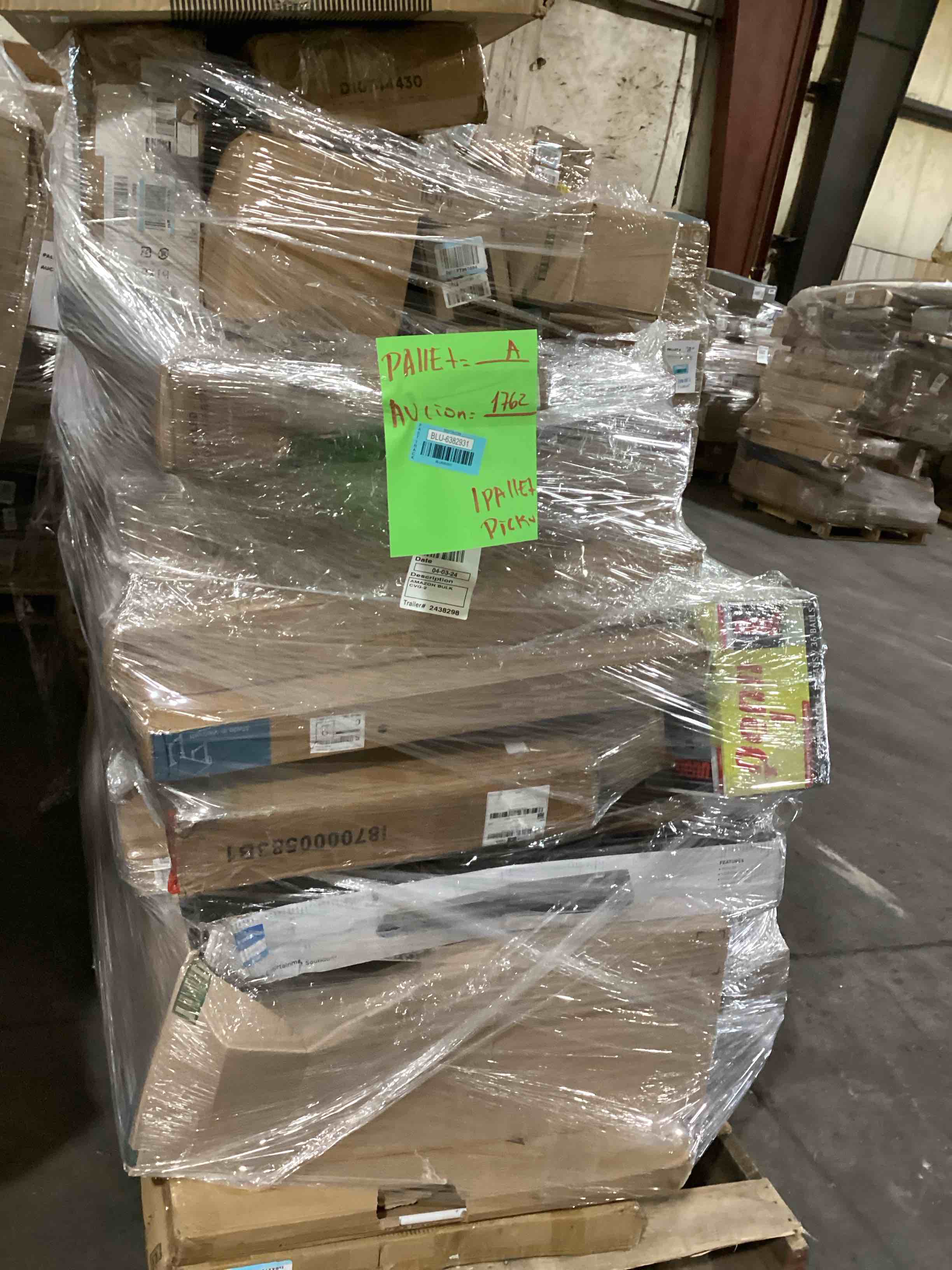 (A) 1 skid pallet boxes surprise ( good condition or as Is ). 30 items or more