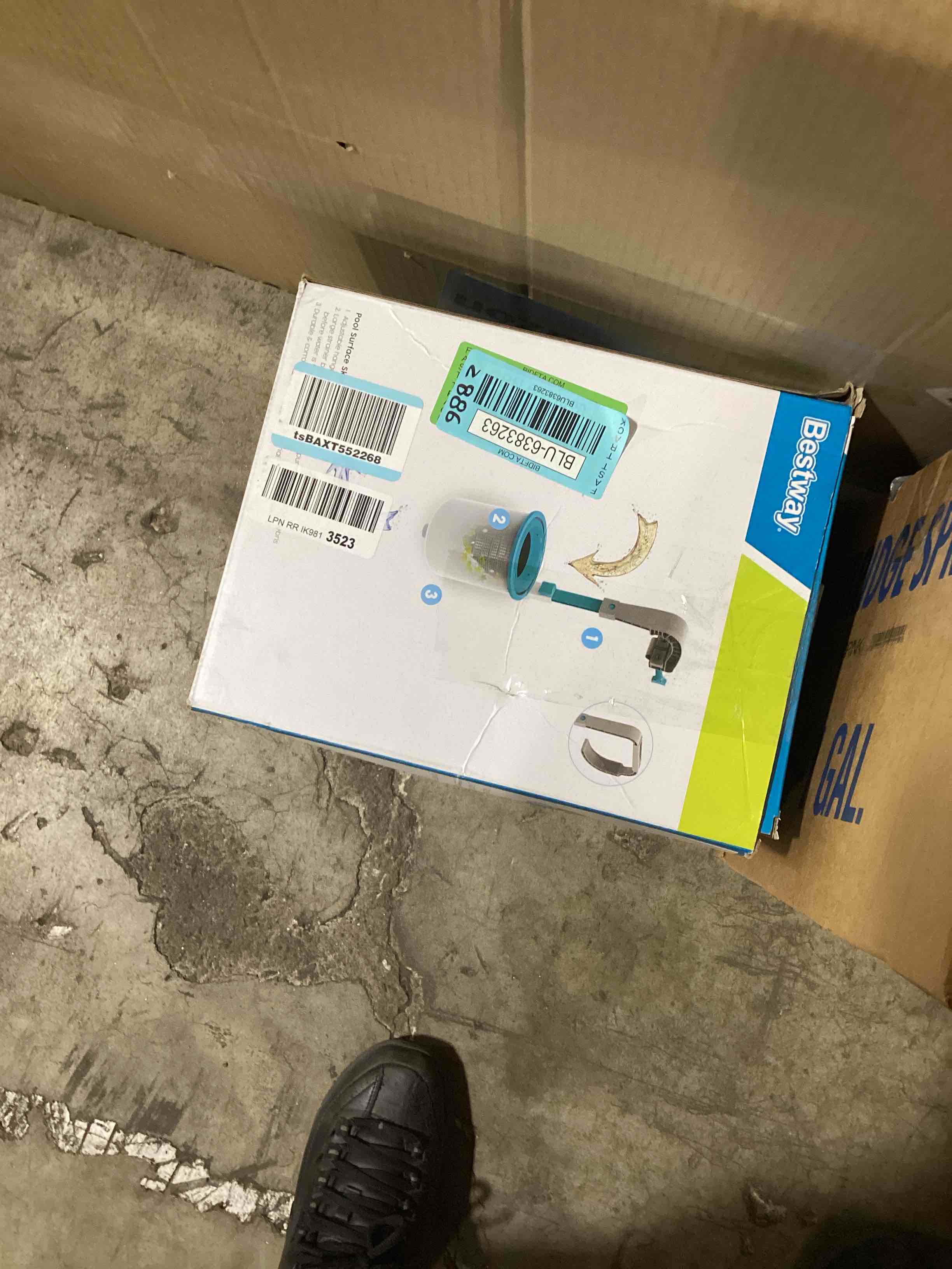 https://s3.amazonaws.com/lotting-images-prod/bidfta/BLU6383263_1718894783971.jpeg