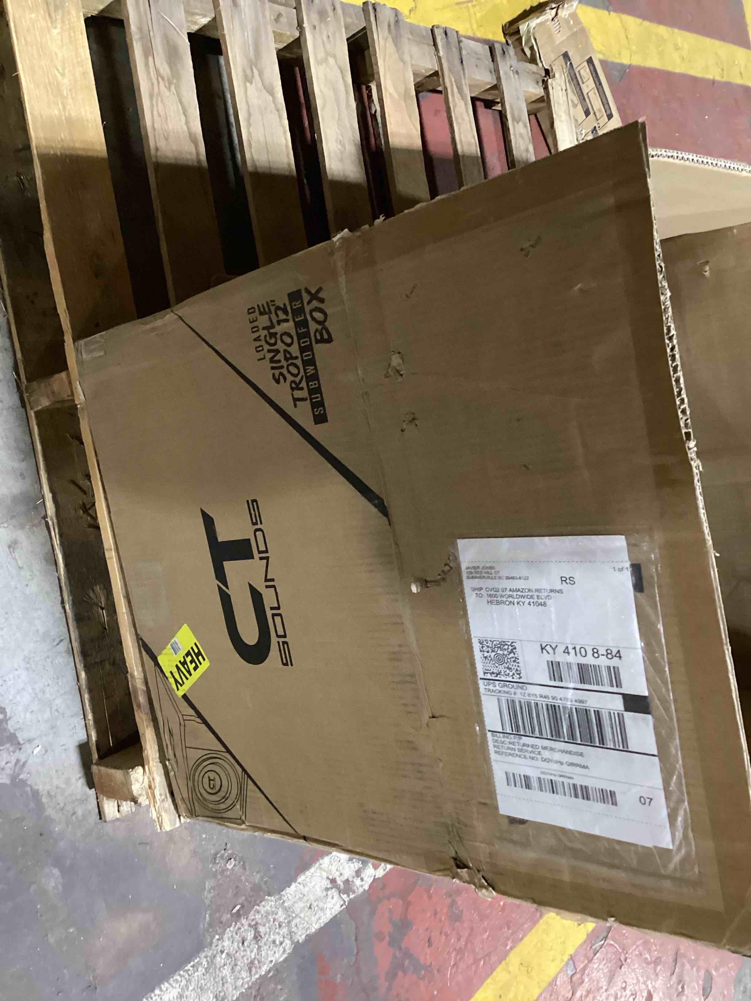 https://s3.amazonaws.com/lotting-images-prod/bidfta/BLU6383276_1718830786120.jpeg