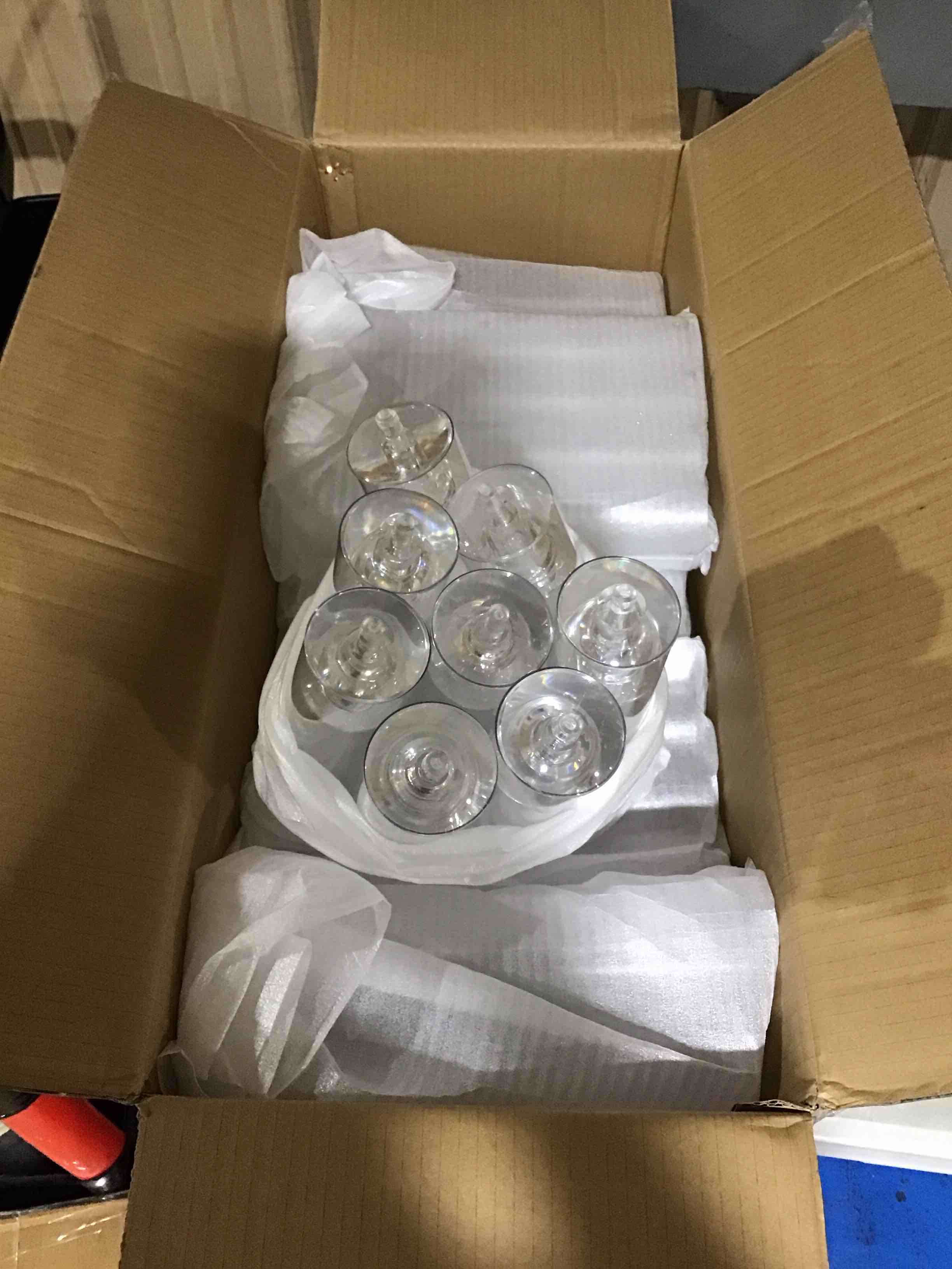 https://s3.amazonaws.com/lotting-images-prod/bidfta/BLU6383850_1721914569551.jpeg