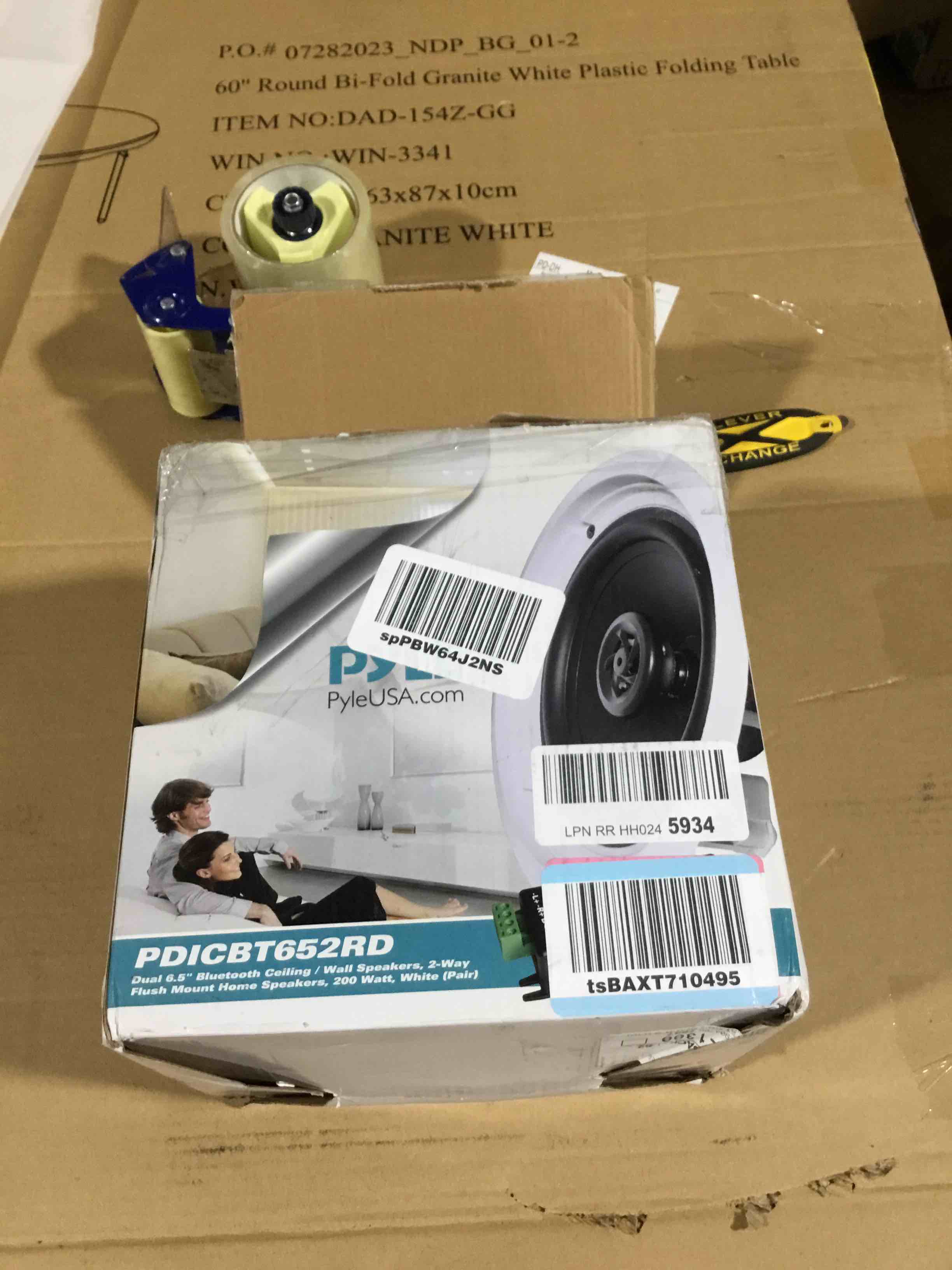 https://s3.amazonaws.com/lotting-images-prod/bidfta/BLU6384482_1711552174758.jpeg