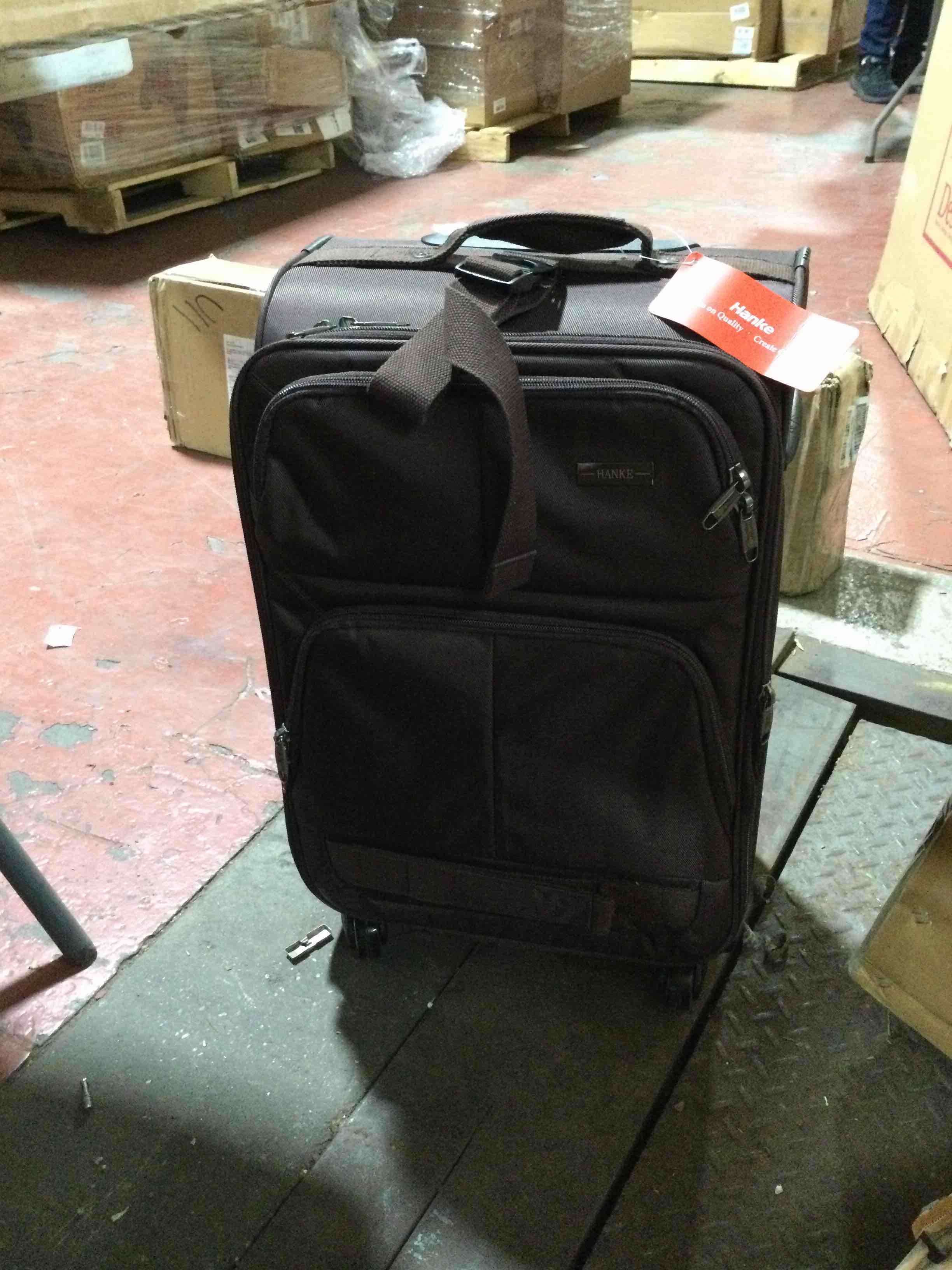 Hanke suitcase 20in color coffee