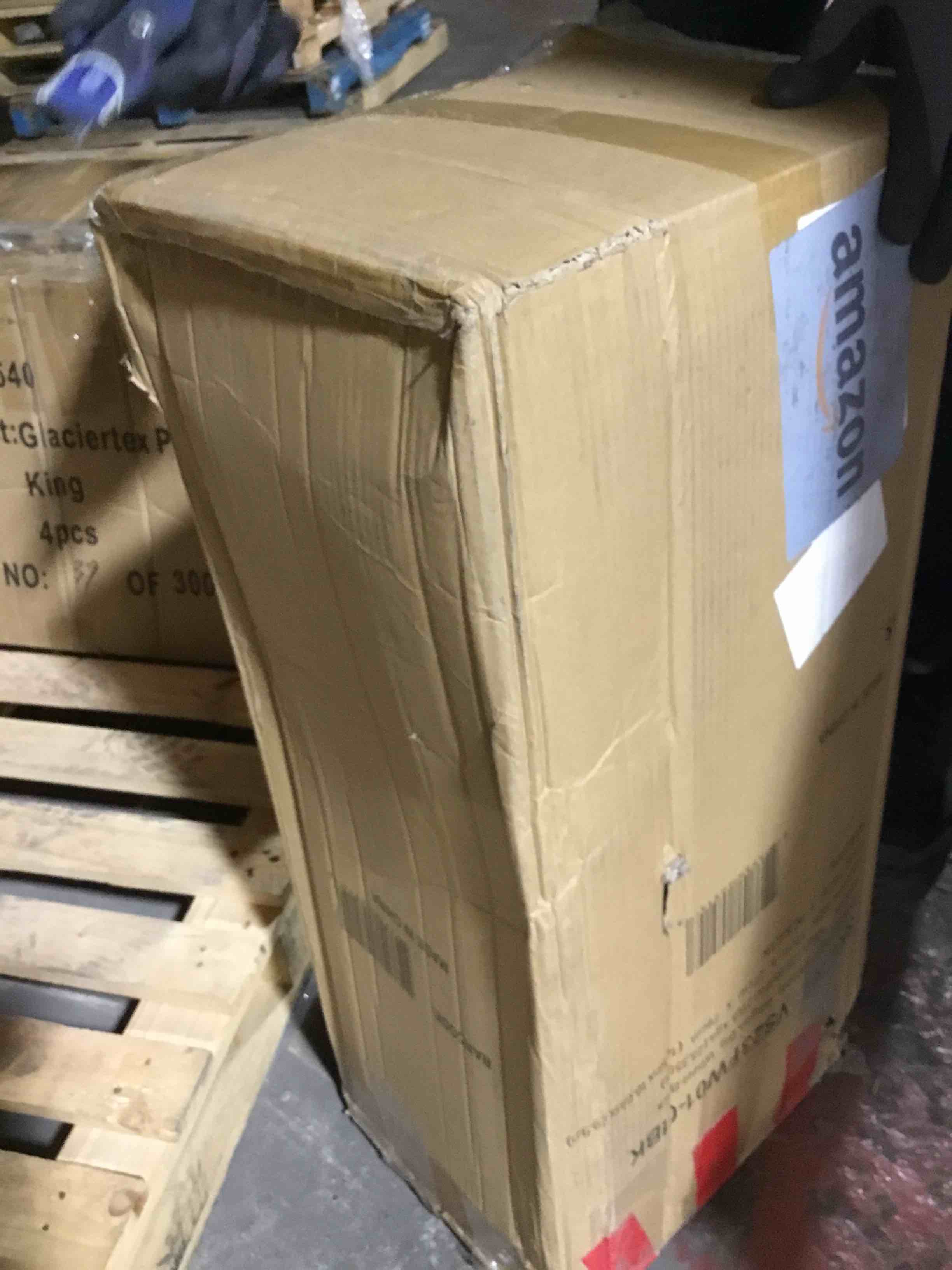 https://s3.amazonaws.com/lotting-images-prod/bidfta/BLU6386292_1712596706397.jpeg