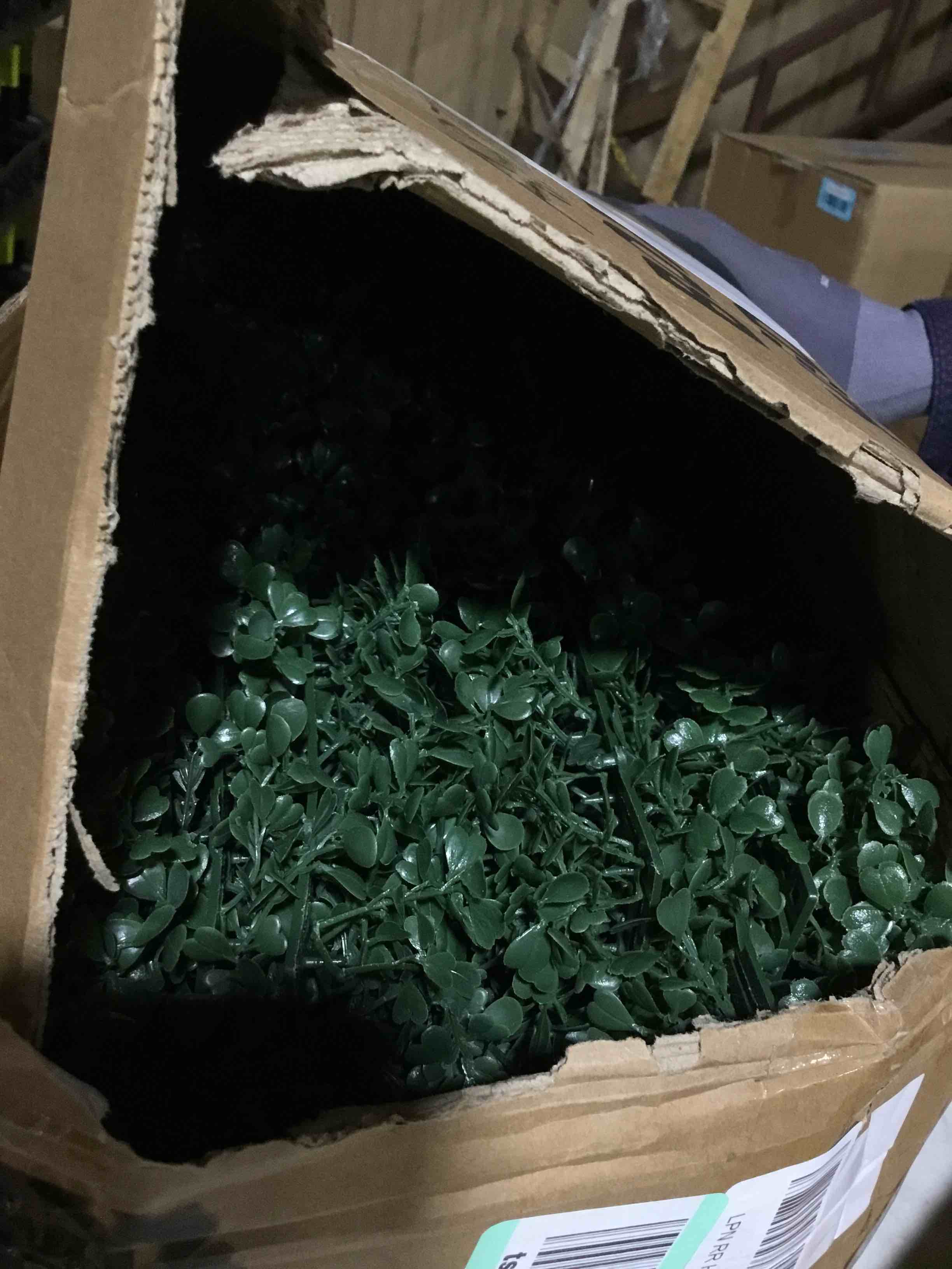 https://s3.amazonaws.com/lotting-images-prod/bidfta/BLU6386309_1712598565961.jpeg