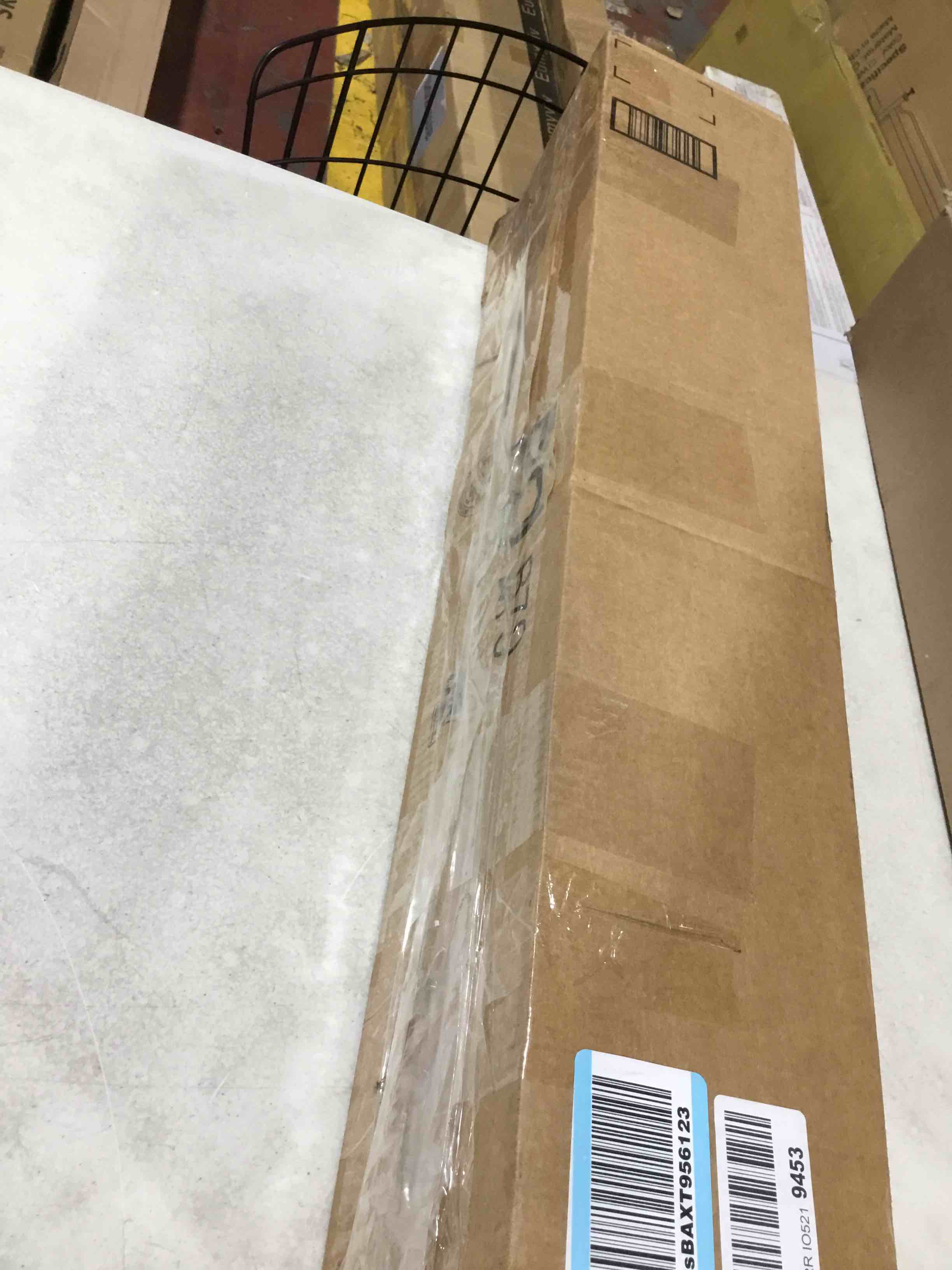 https://s3.amazonaws.com/lotting-images-prod/bidfta/BLU6386876_1713271347226.jpeg