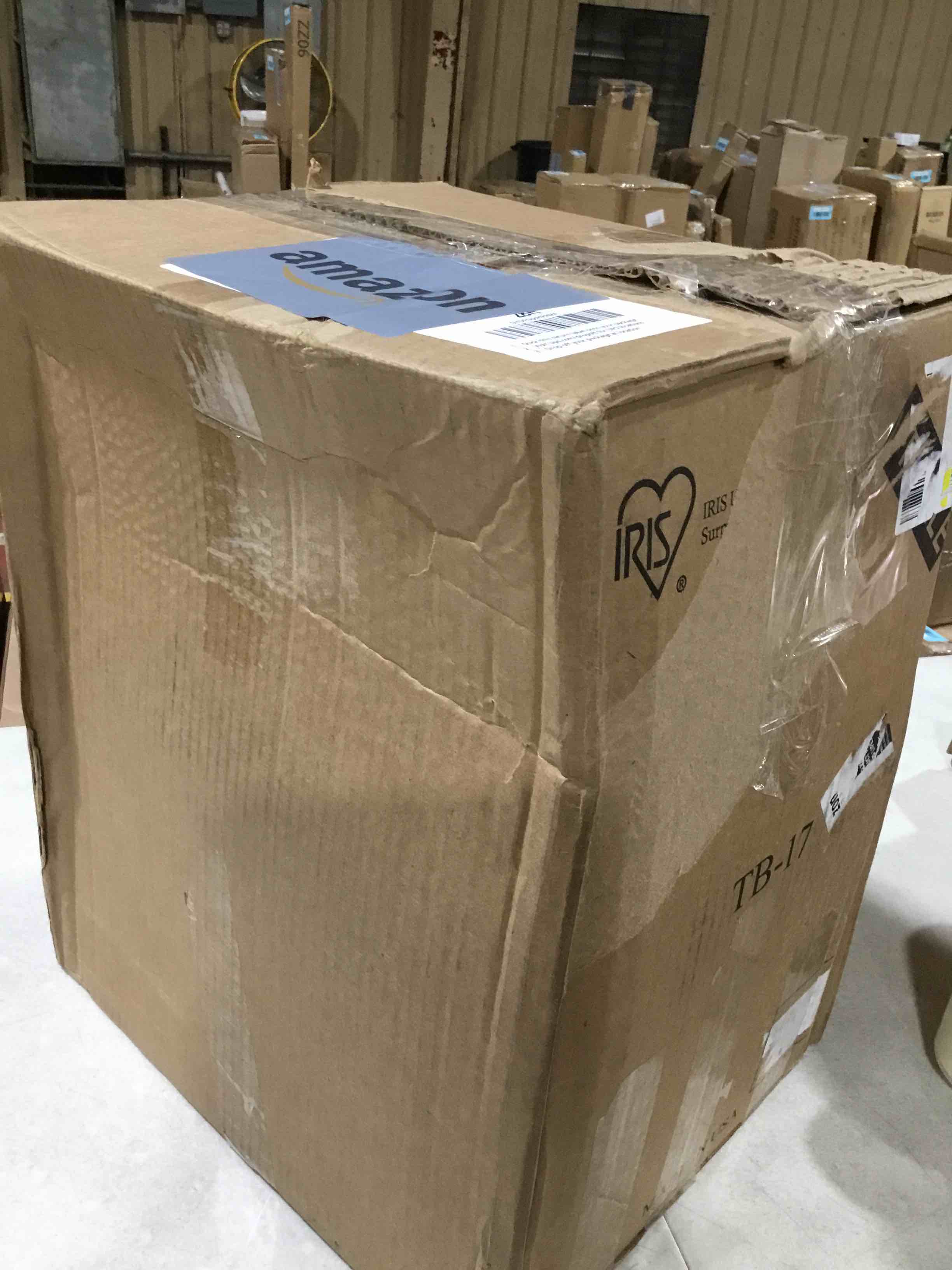 https://s3.amazonaws.com/lotting-images-prod/bidfta/BLU6386878_1713271898313.jpeg