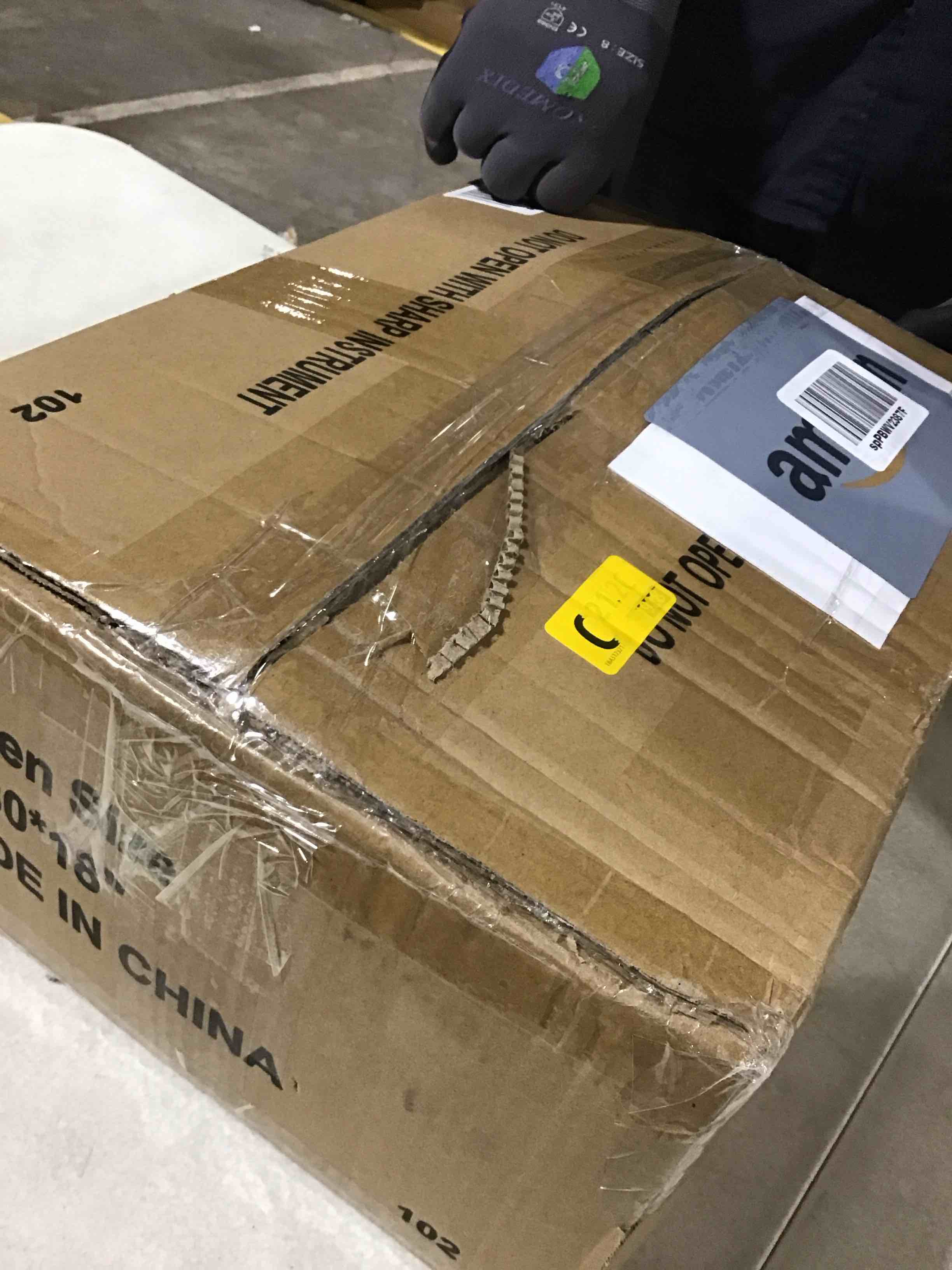 https://s3.amazonaws.com/lotting-images-prod/bidfta/BLU6386950_1713292743460.jpeg