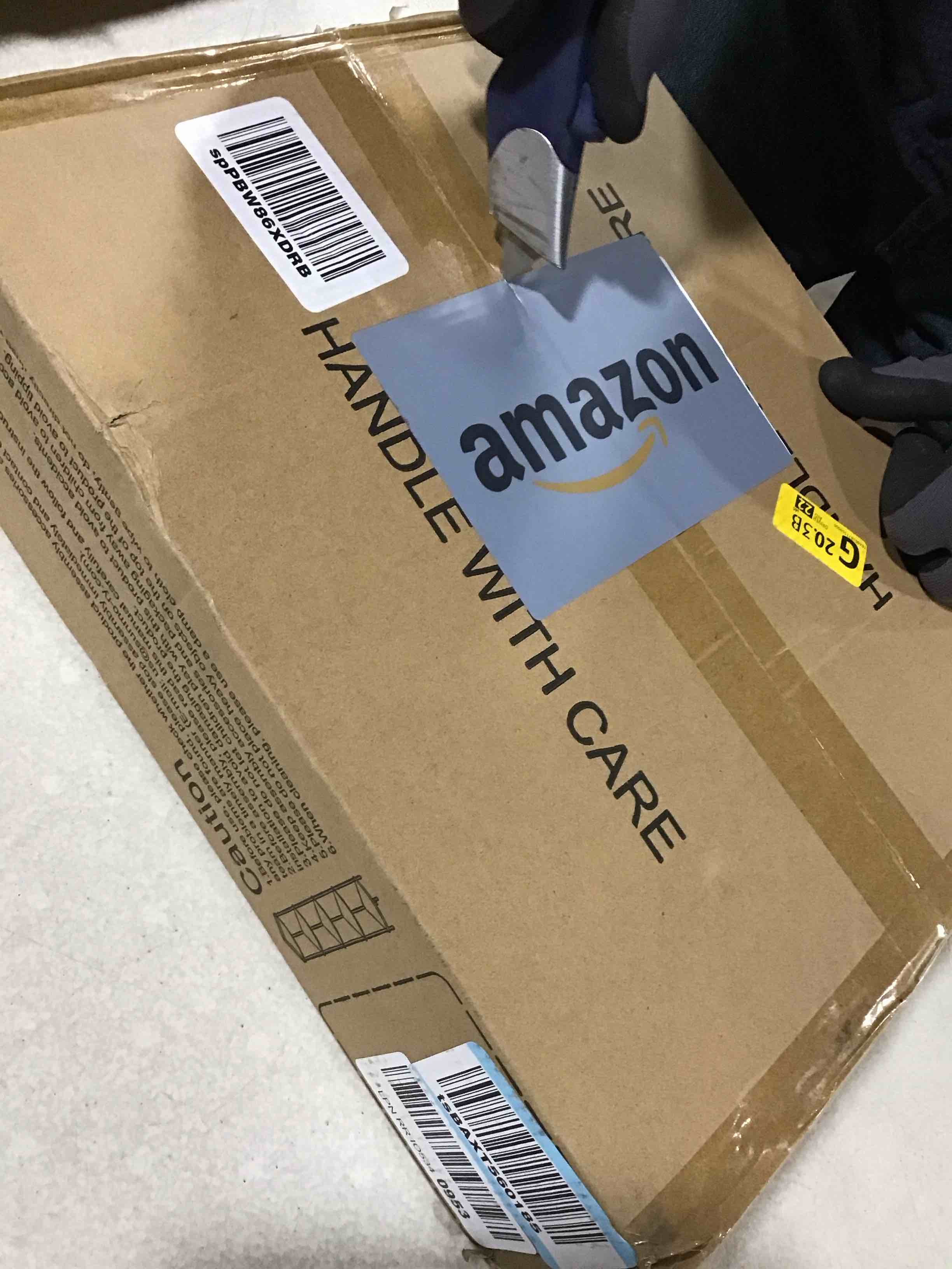 https://s3.amazonaws.com/lotting-images-prod/bidfta/BLU6386956_1713293548648.jpeg