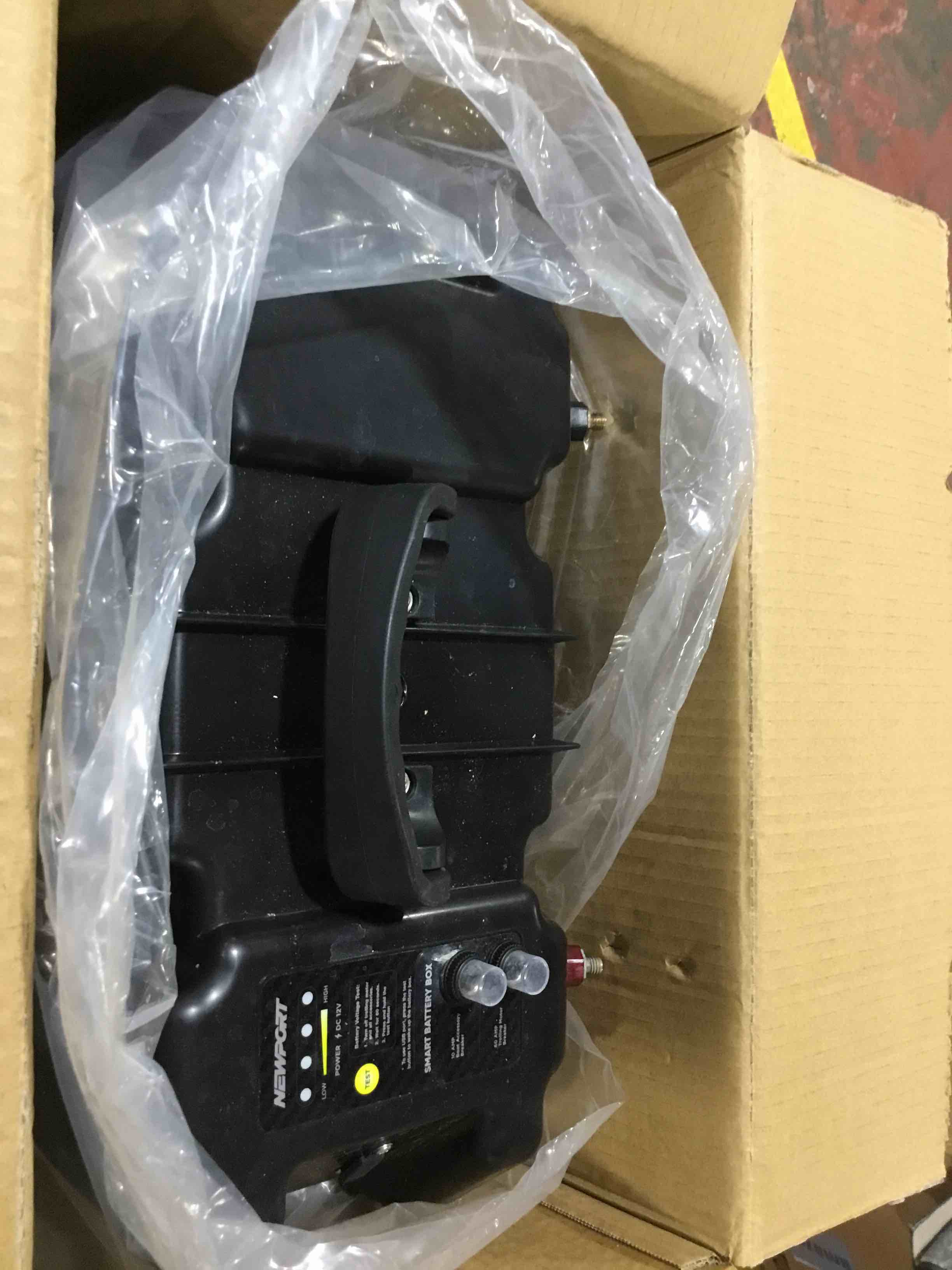 https://s3.amazonaws.com/lotting-images-prod/bidfta/BLU6387873_1714575604436.jpeg