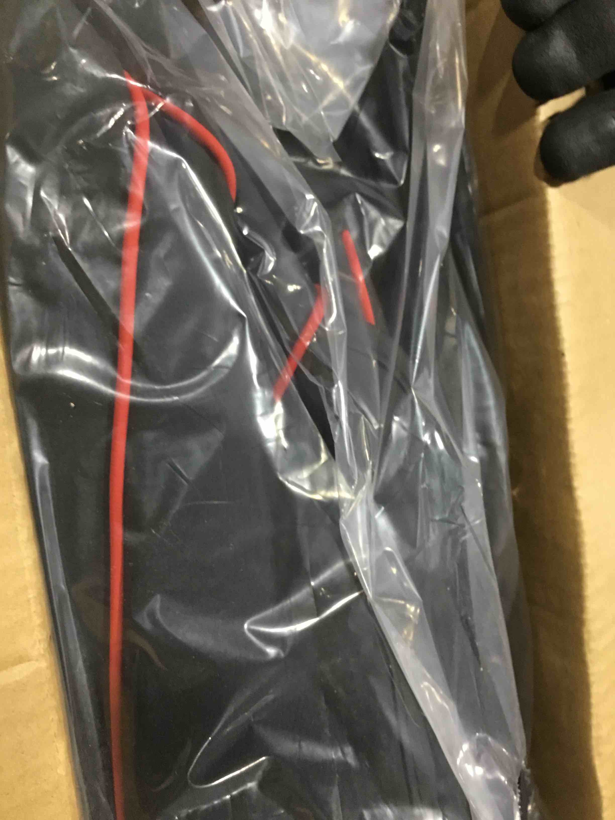 https://s3.amazonaws.com/lotting-images-prod/bidfta/BLU6388151_1715007834424.jpeg