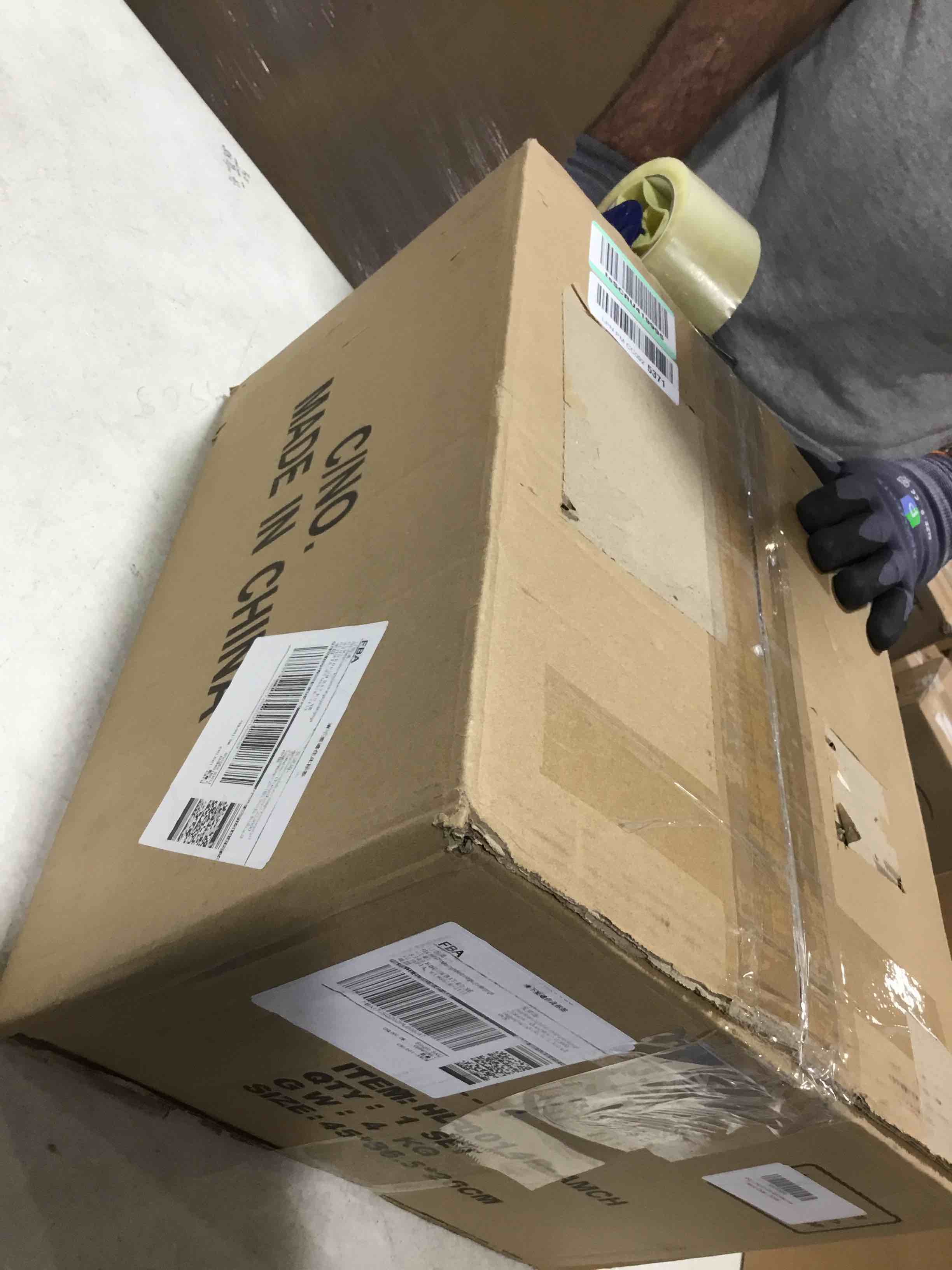 https://s3.amazonaws.com/lotting-images-prod/bidfta/BLU6388152_1715007964610.jpeg