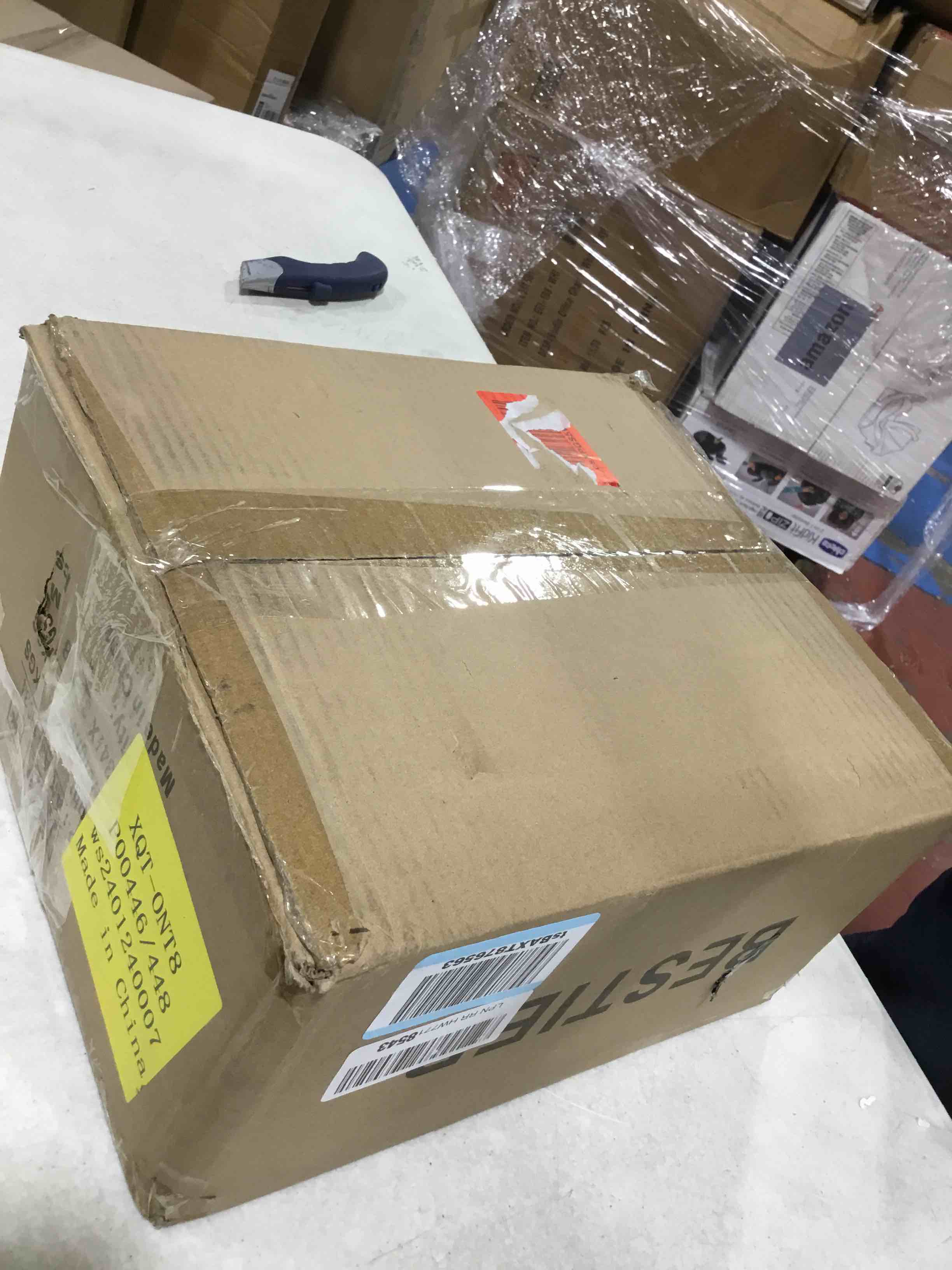 https://s3.amazonaws.com/lotting-images-prod/bidfta/BLU6388833_1715862072684.jpeg
