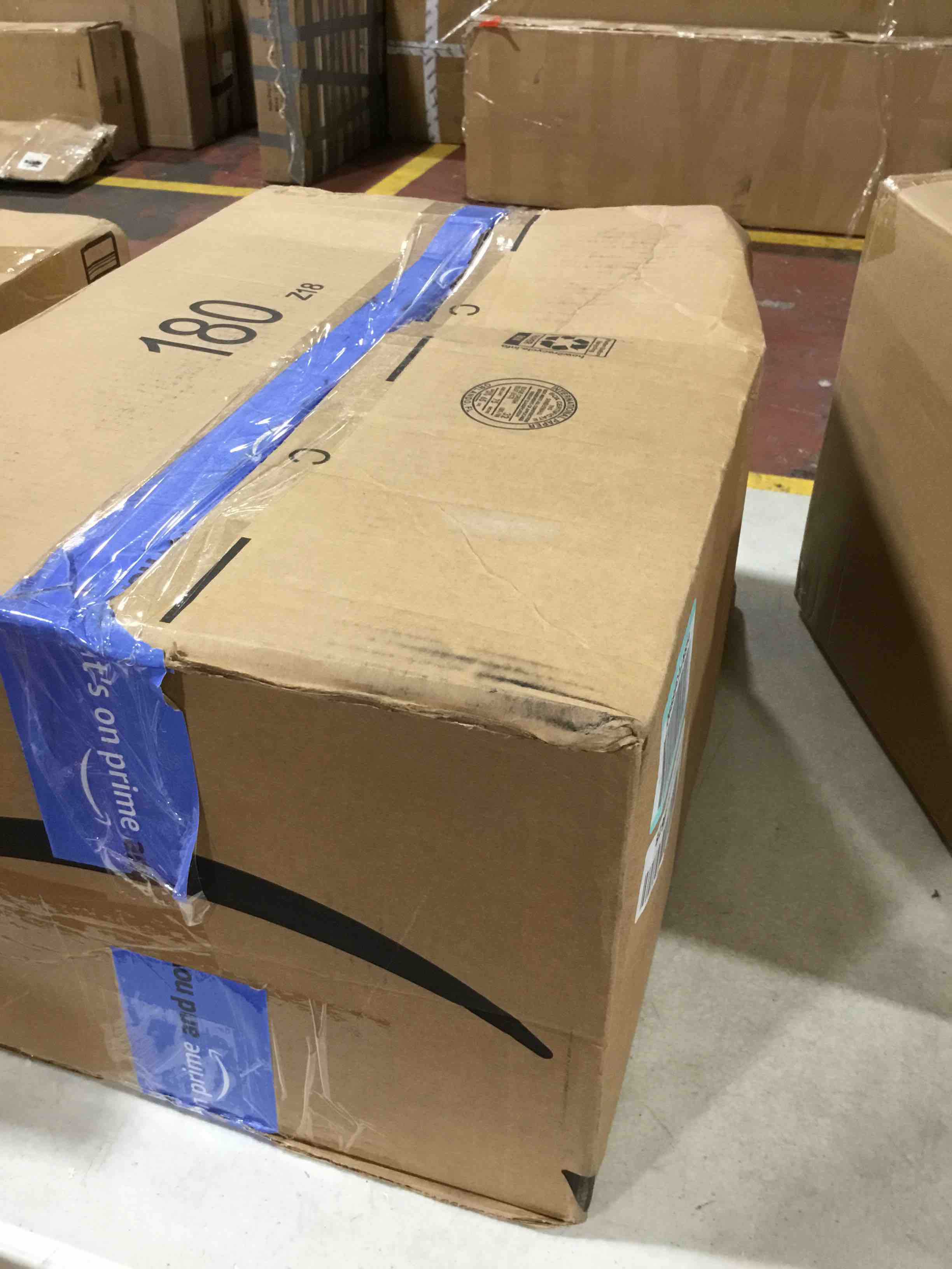 https://s3.amazonaws.com/lotting-images-prod/bidfta/BLU6388992_1716207508585.jpeg