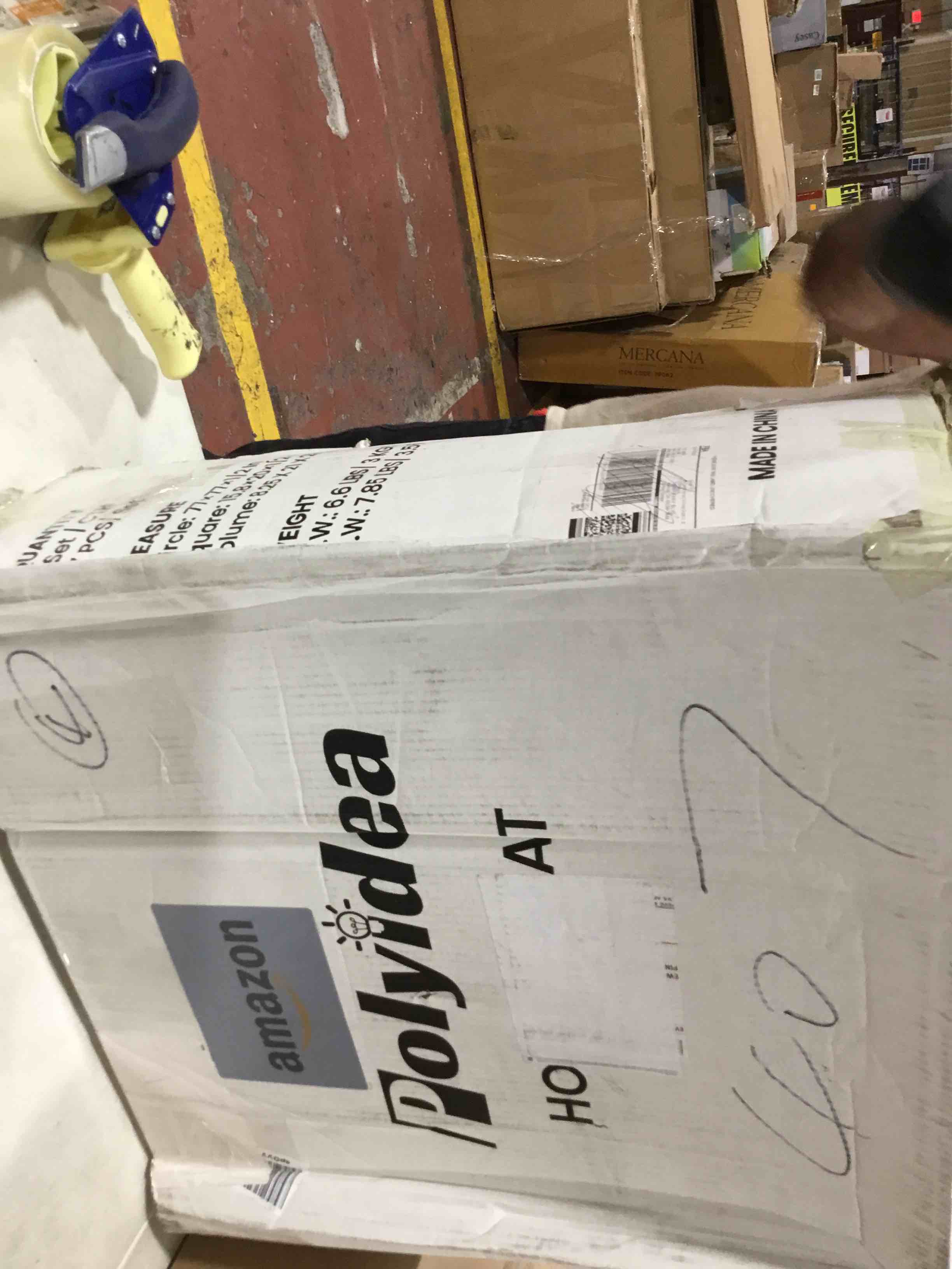 https://s3.amazonaws.com/lotting-images-prod/bidfta/BLU6388995_1716207876201.jpeg