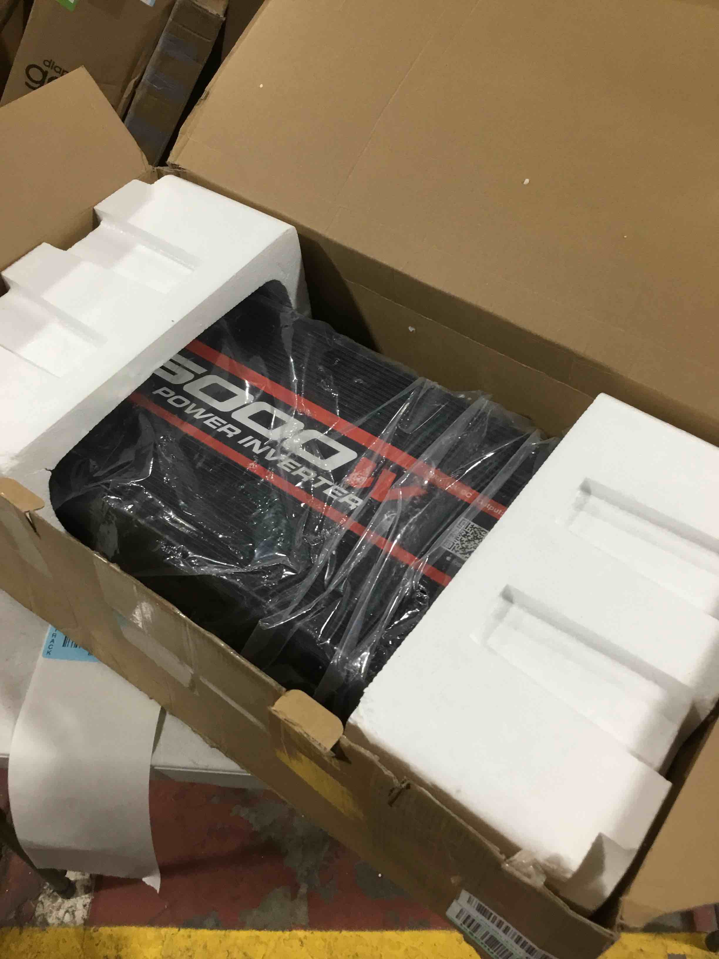 https://s3.amazonaws.com/lotting-images-prod/bidfta/BLU6389877_1718031320960.jpeg