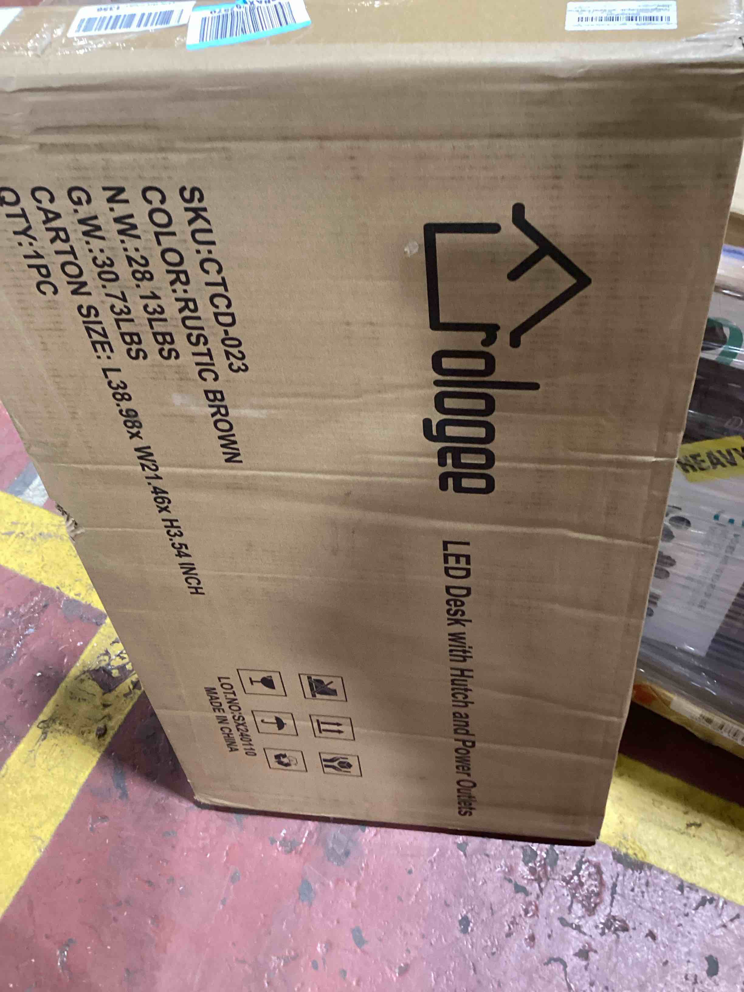 https://s3.amazonaws.com/lotting-images-prod/bidfta/BLU6390053_1718135168970.jpeg