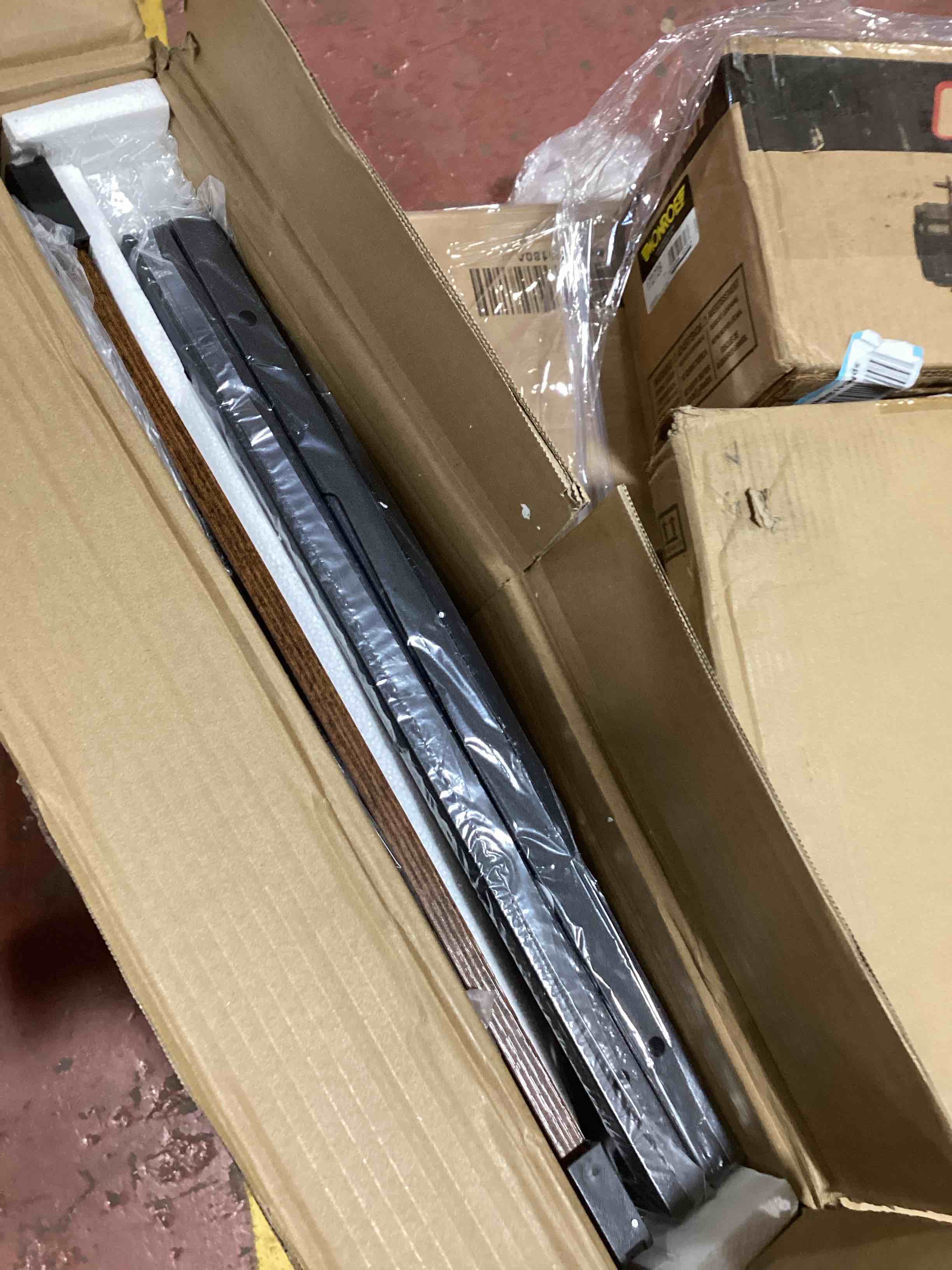 https://s3.amazonaws.com/lotting-images-prod/bidfta/BLU6390053_1718135188711.jpeg