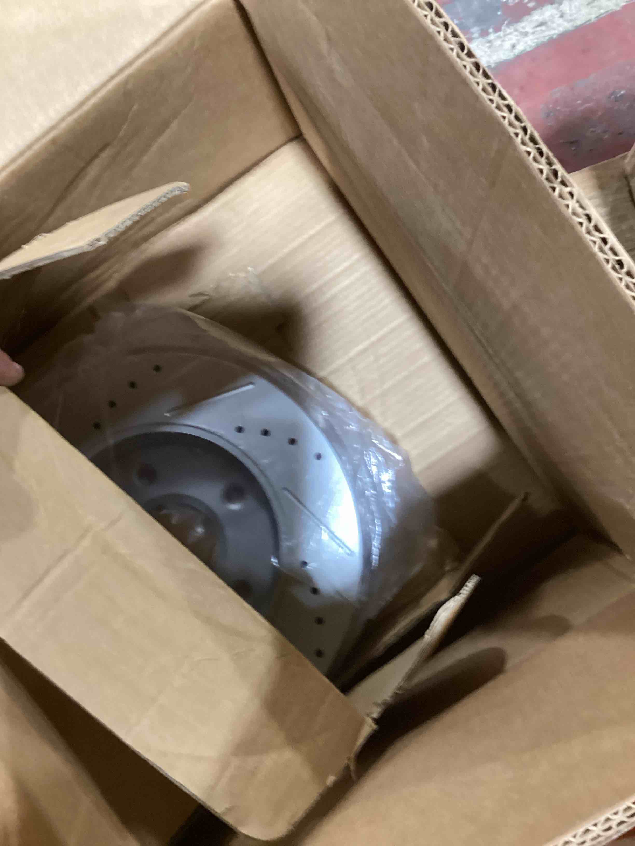 https://s3.amazonaws.com/lotting-images-prod/bidfta/BLU6390056_1718135581209.jpeg