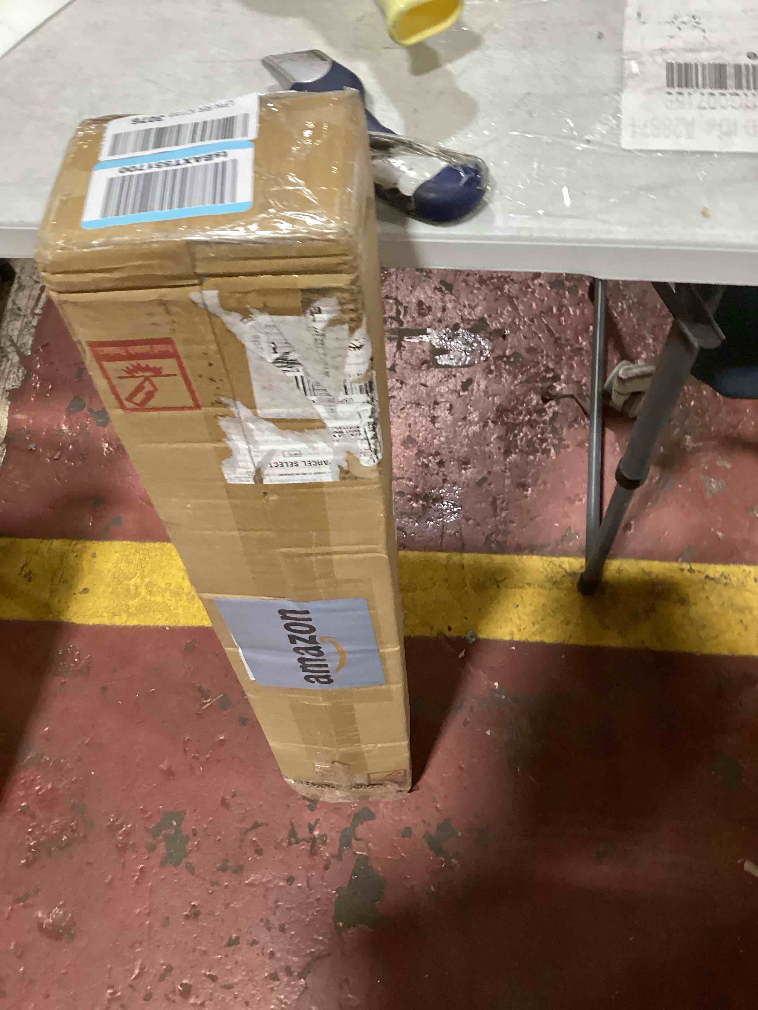 https://s3.amazonaws.com/lotting-images-prod/bidfta/BLU6390060_1718134059662.jpeg