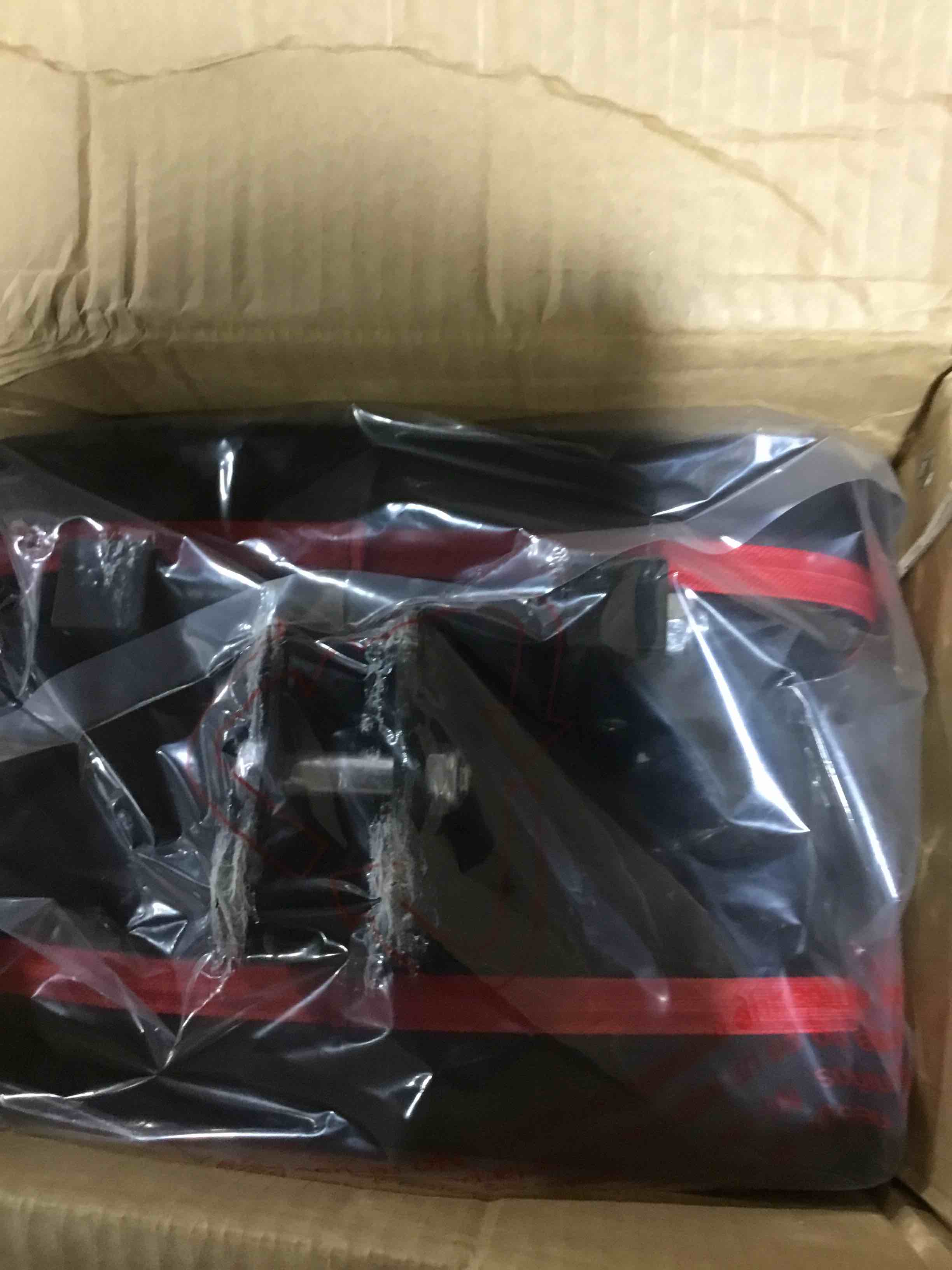 https://s3.amazonaws.com/lotting-images-prod/bidfta/BLU6391100_1714058743739.jpeg