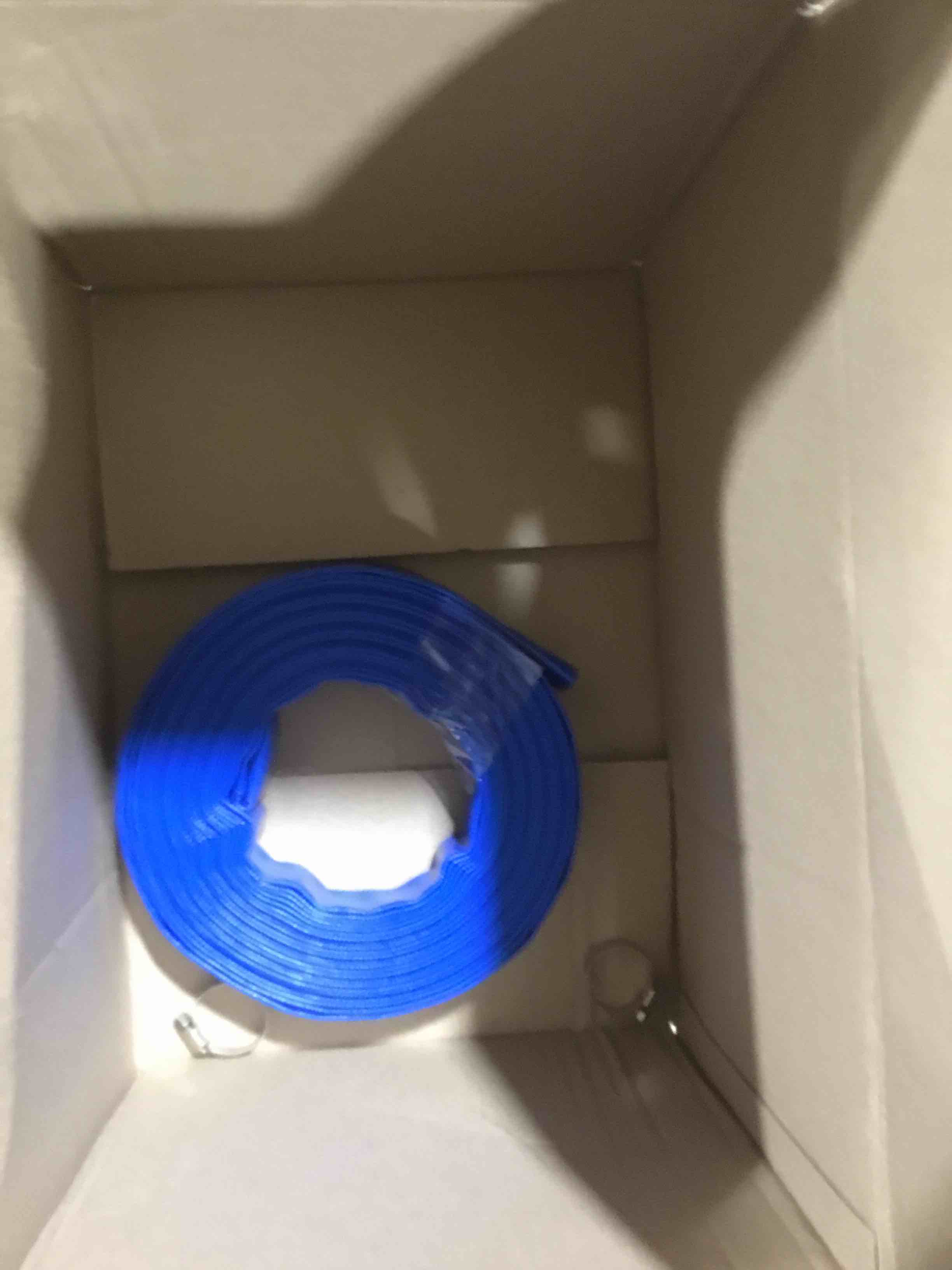 https://s3.amazonaws.com/lotting-images-prod/bidfta/BLU6391634_1715889133543.jpeg