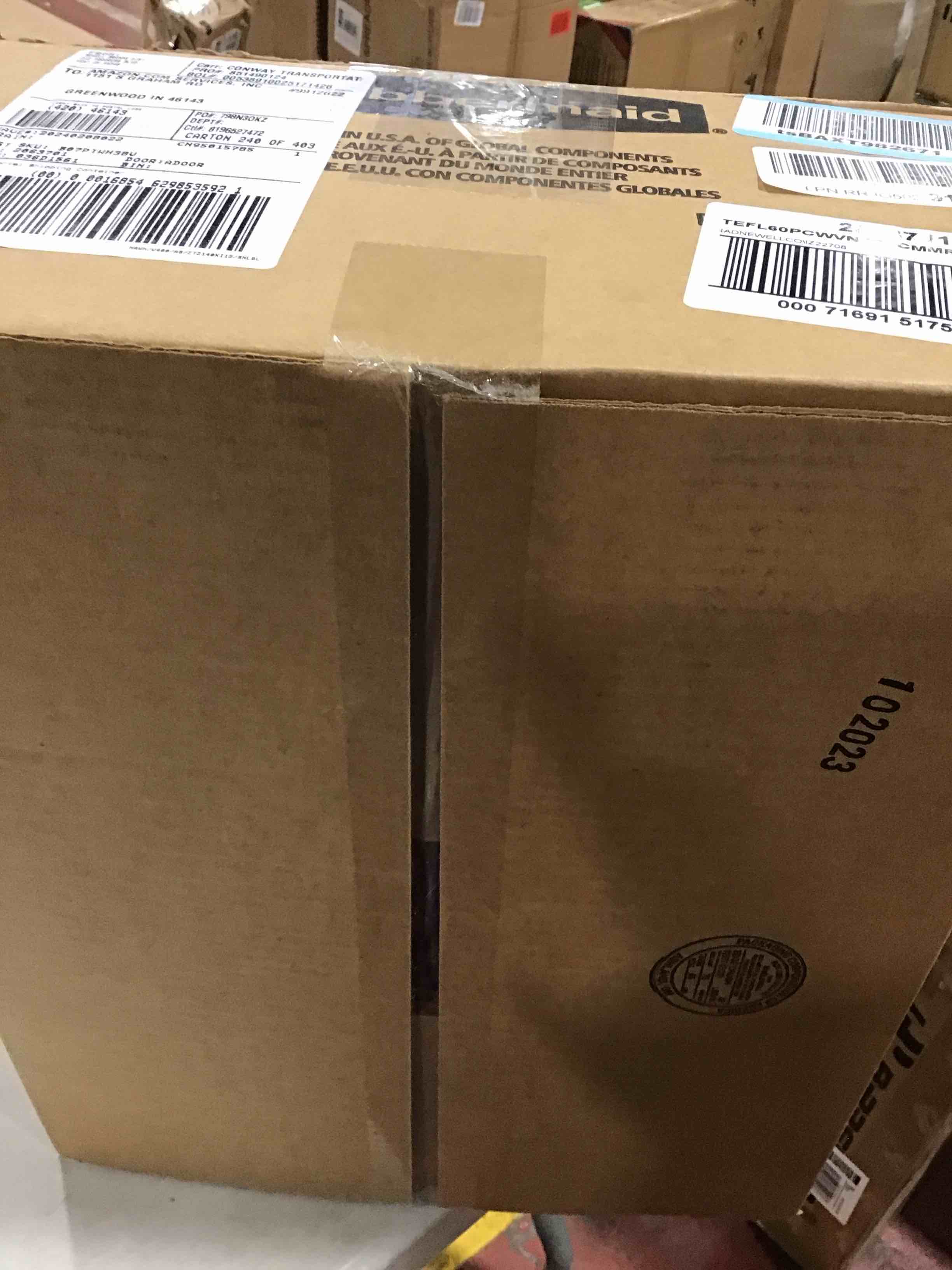 https://s3.amazonaws.com/lotting-images-prod/bidfta/BLU6391692_1716387037017.jpeg