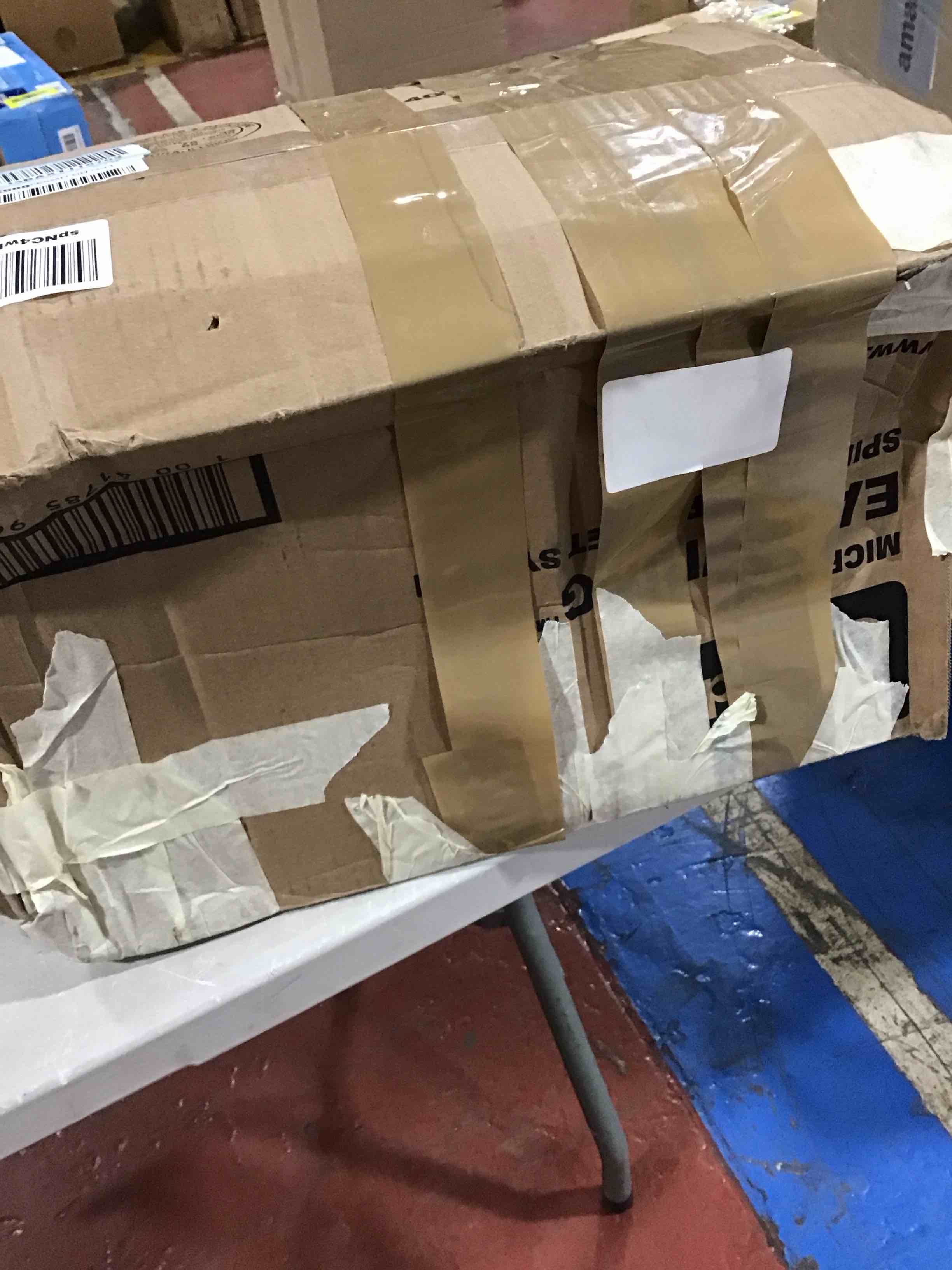 https://s3.amazonaws.com/lotting-images-prod/bidfta/BLU6391718_1717243077241.jpeg