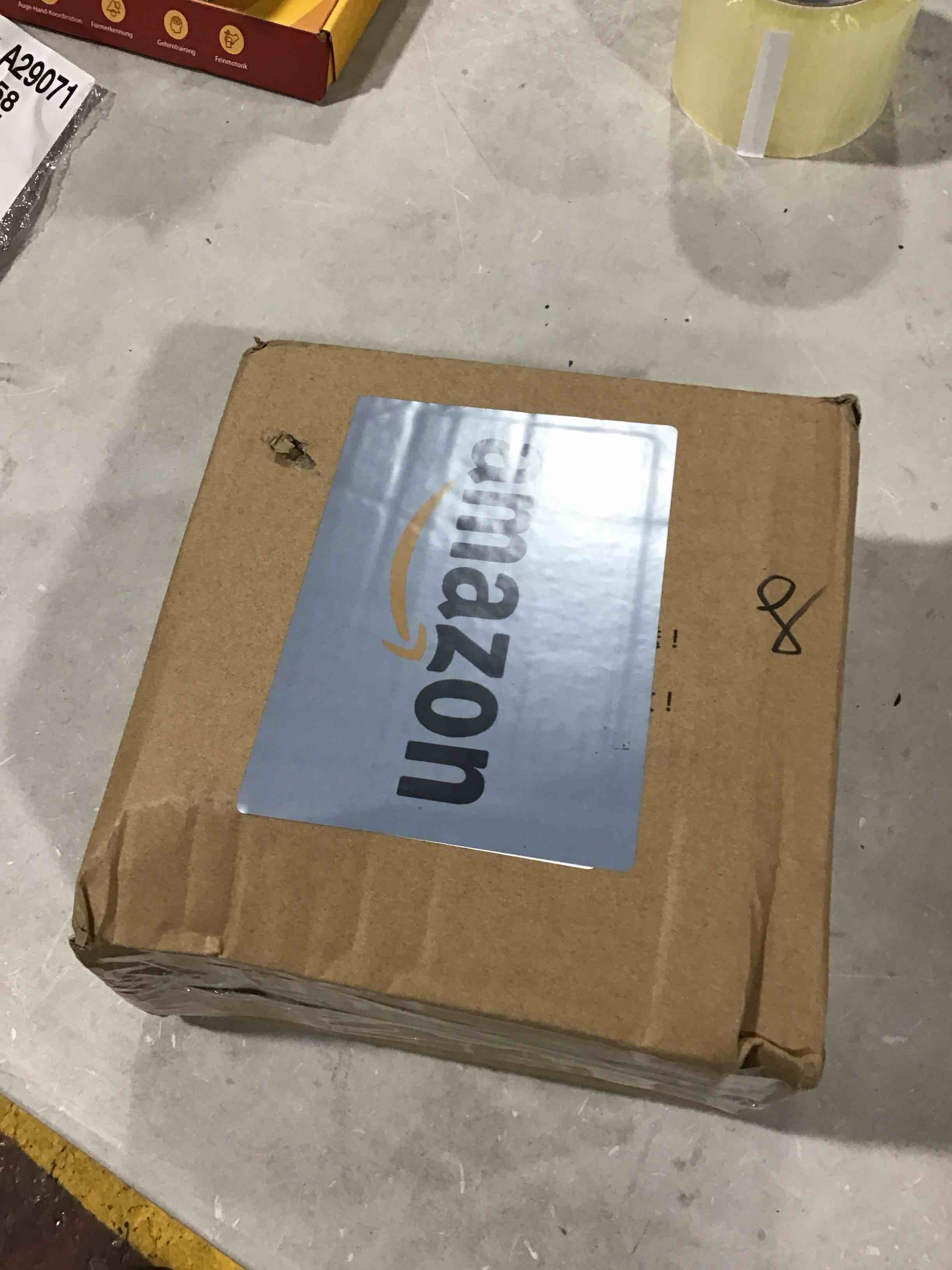 https://s3.amazonaws.com/lotting-images-prod/bidfta/BLU6391720_1717243696172.jpeg