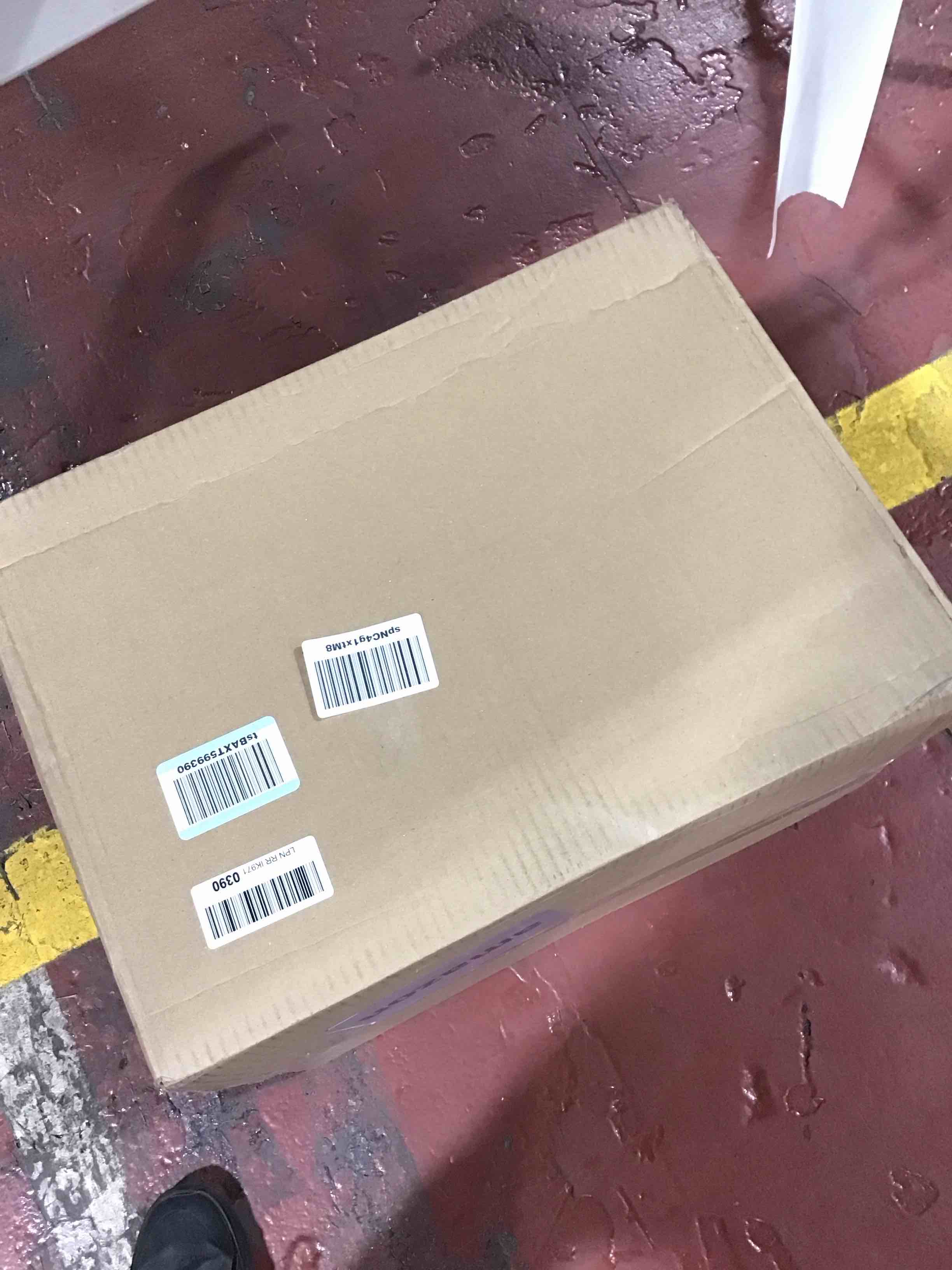 https://s3.amazonaws.com/lotting-images-prod/bidfta/BLU6391728_1717245599812.jpeg