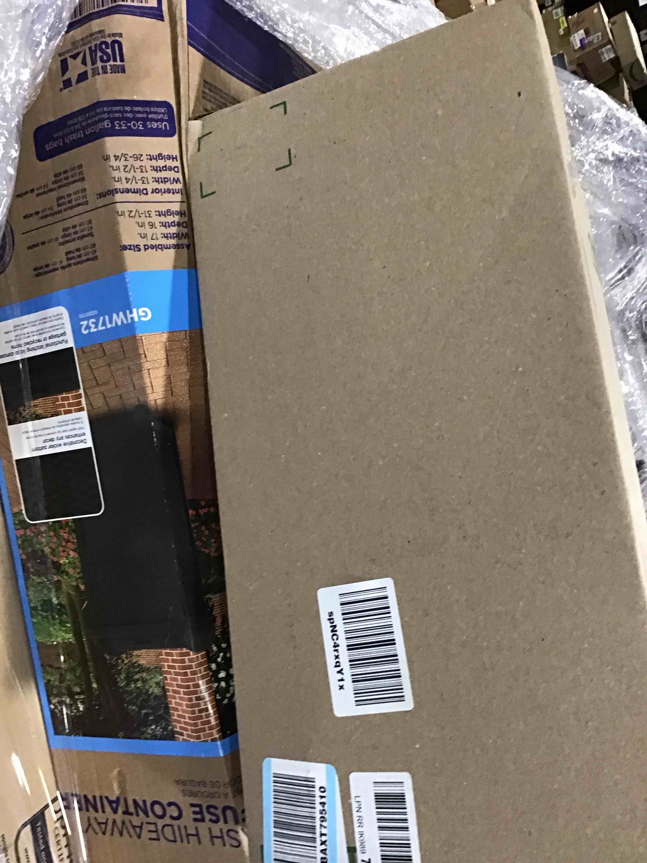 https://s3.amazonaws.com/lotting-images-prod/bidfta/BLU6391737_1717247770063.jpeg