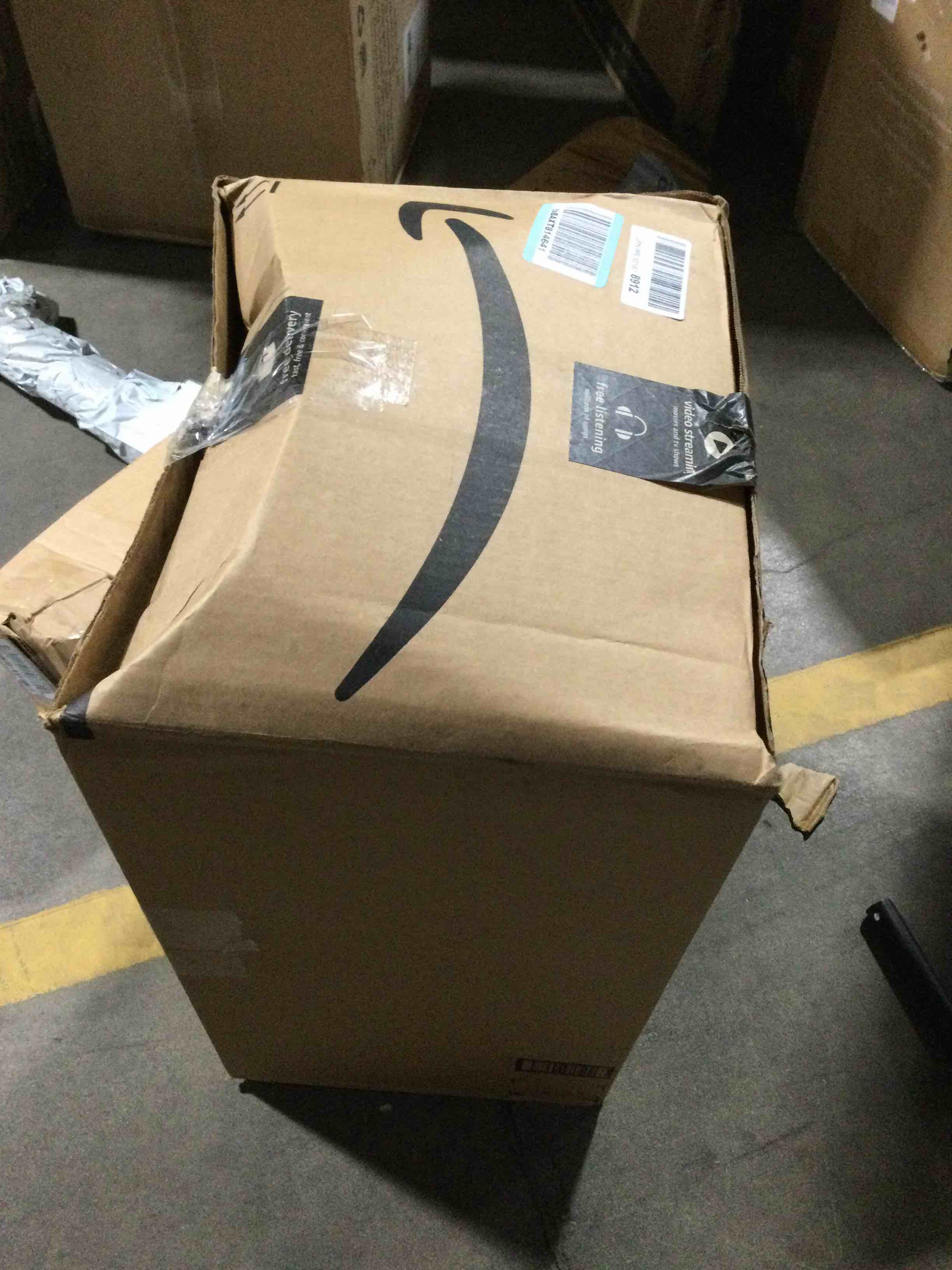 https://s3.amazonaws.com/lotting-images-prod/bidfta/BLU6391946_1718055197032.jpeg