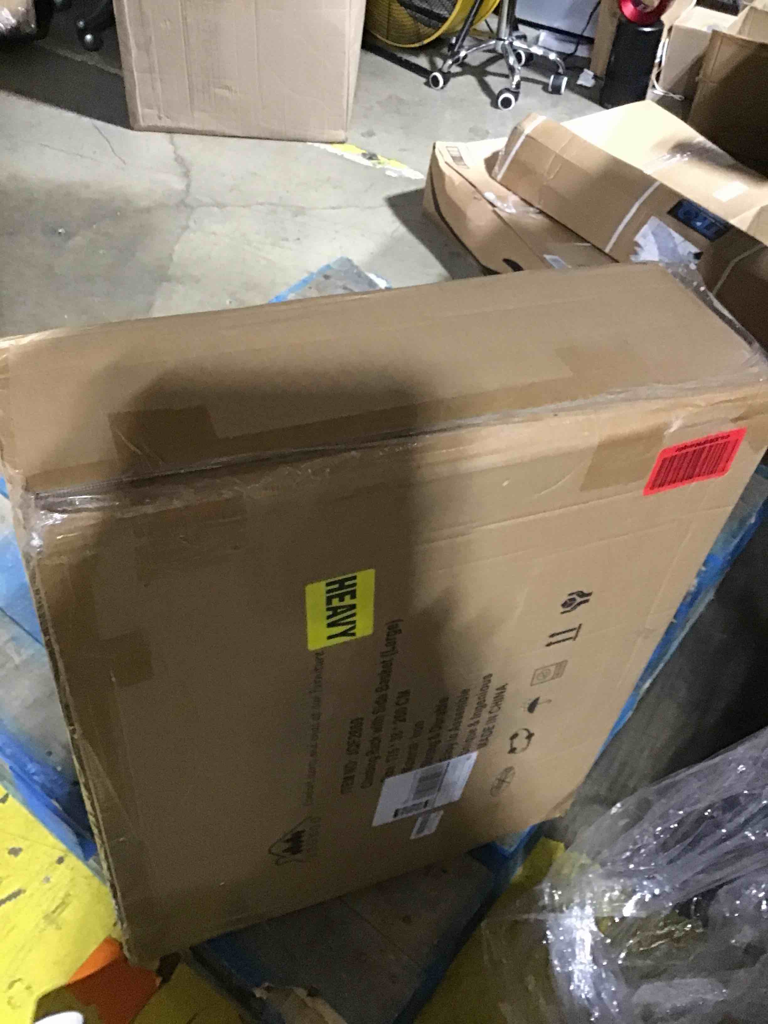 https://s3.amazonaws.com/lotting-images-prod/bidfta/BLU6392786_1719497521649.jpeg